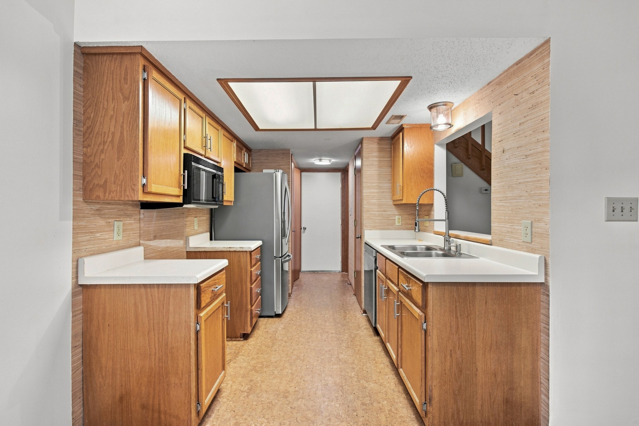 5002 Camelot Dr Property Photo 11