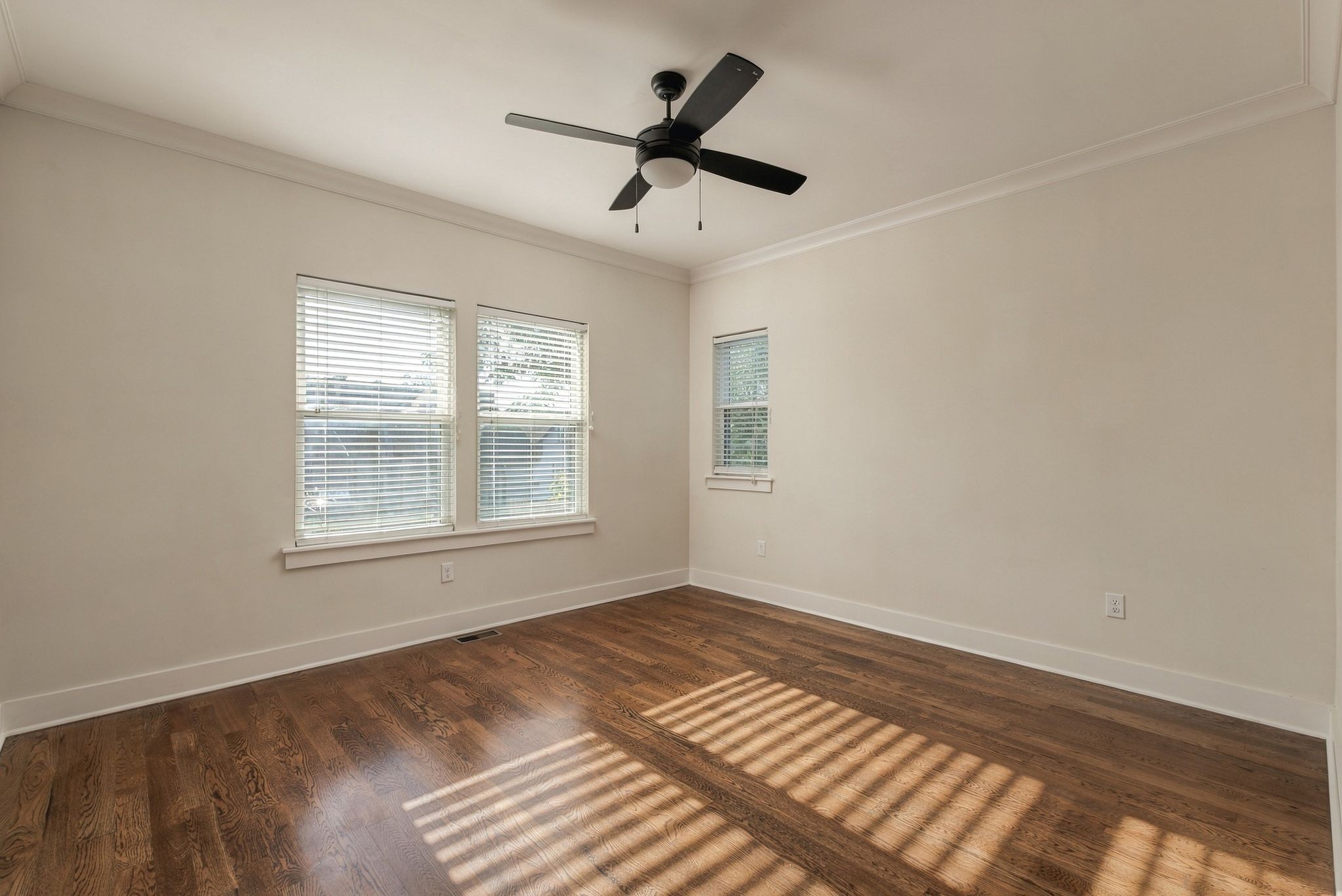 1812 Cephas St Property Photo 26