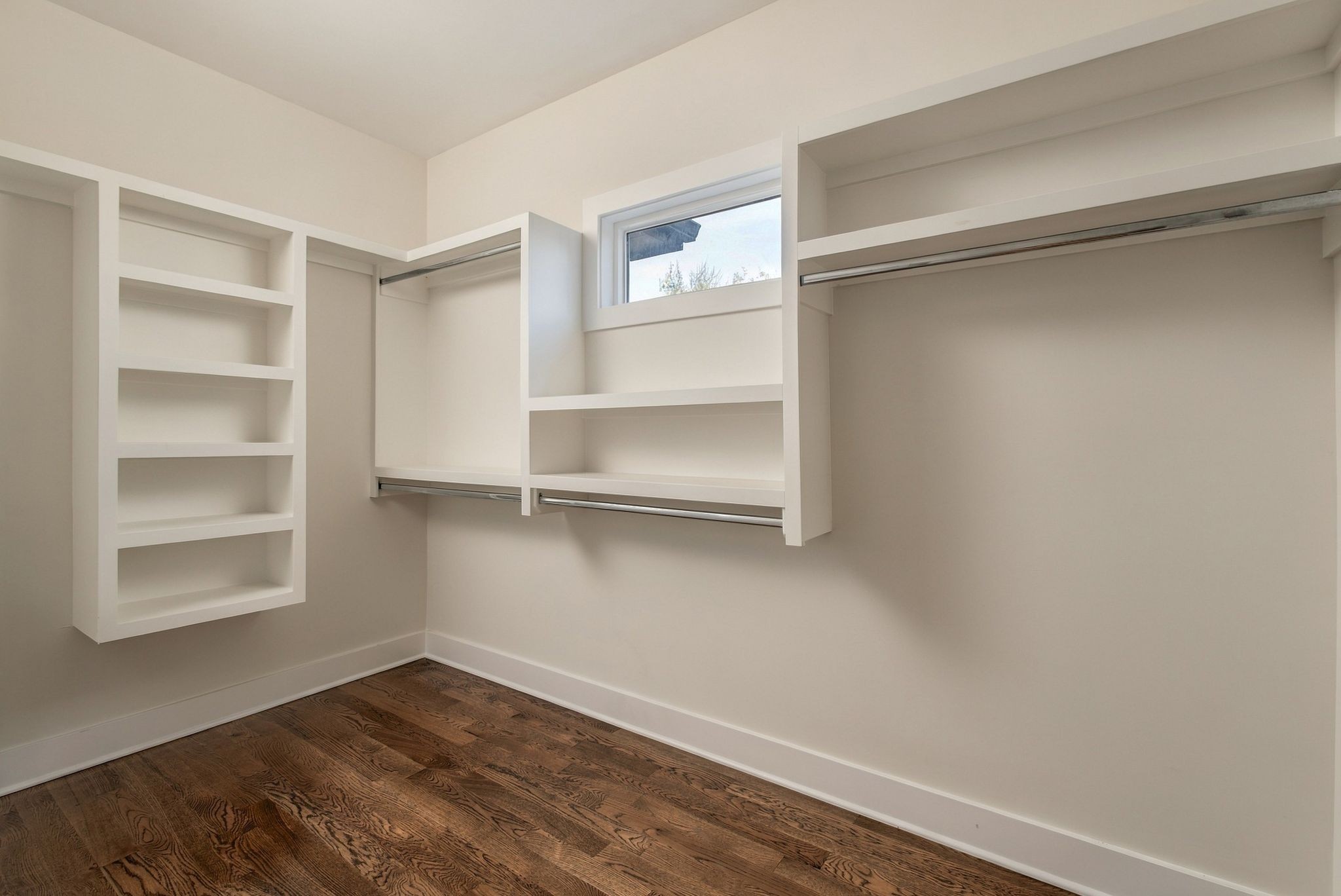 1812 Cephas St Property Photo 36
