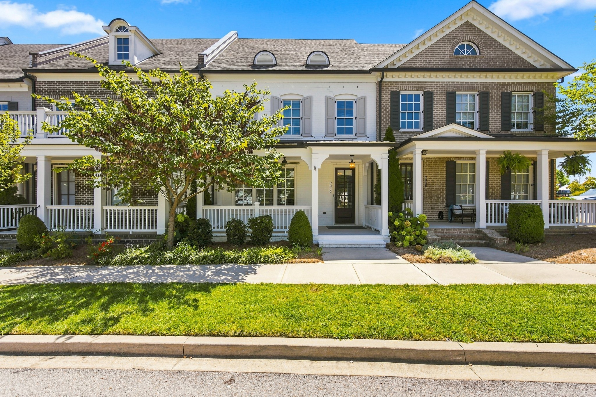 9042 Berry Farms Xing Property Photo 1