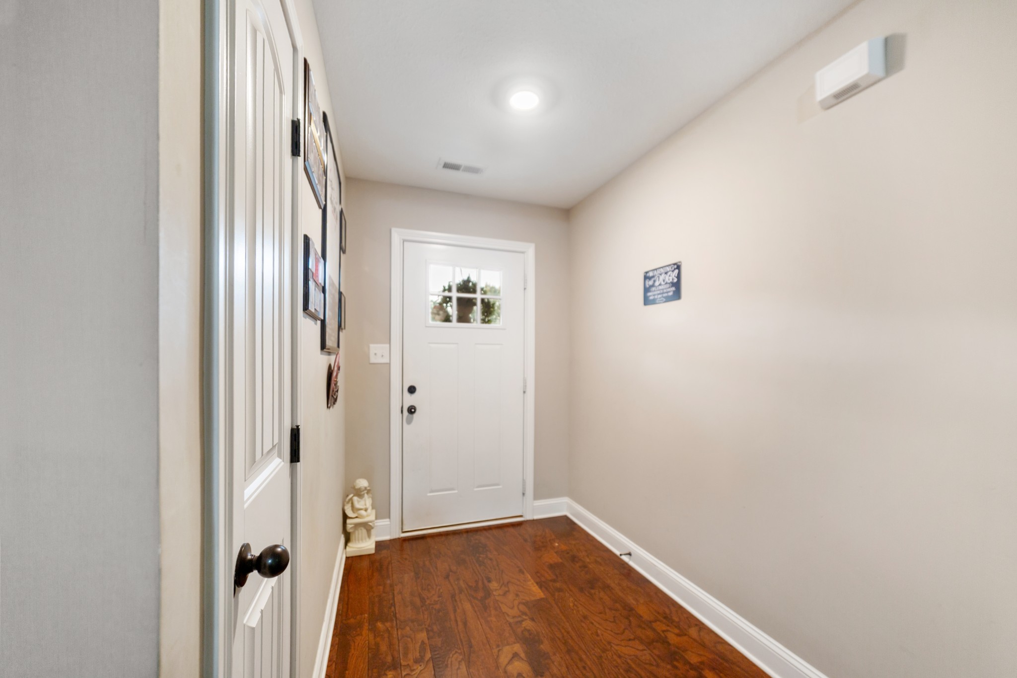 1132 Racker Dr Property Photo 4
