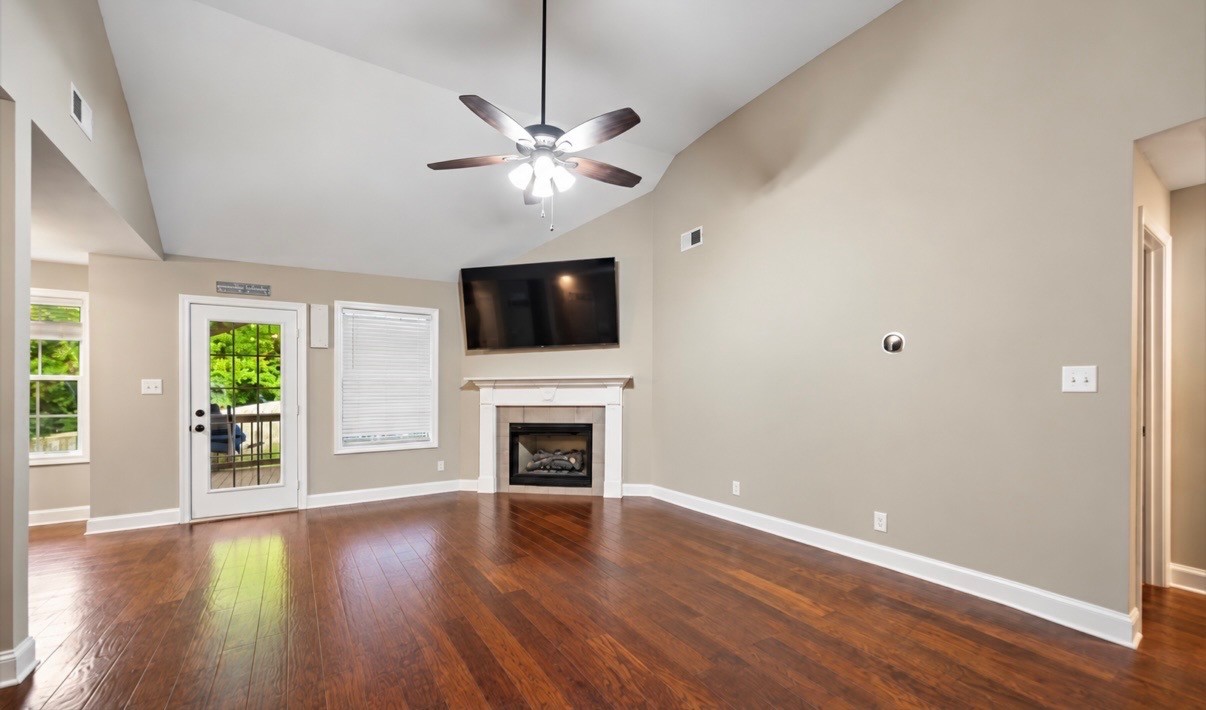 1132 Racker Dr Property Photo 6