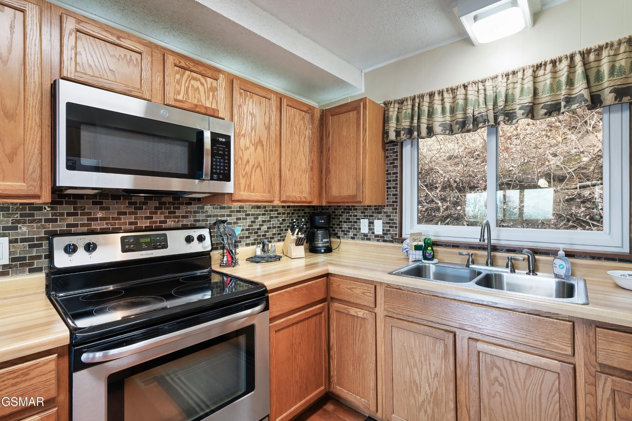 1480 Zurich Road Property Photo 20