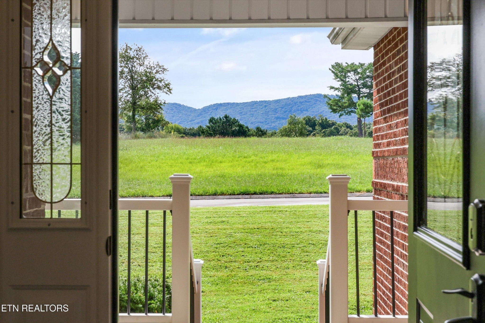 612 Yellow Rose Lane Property Photo 15