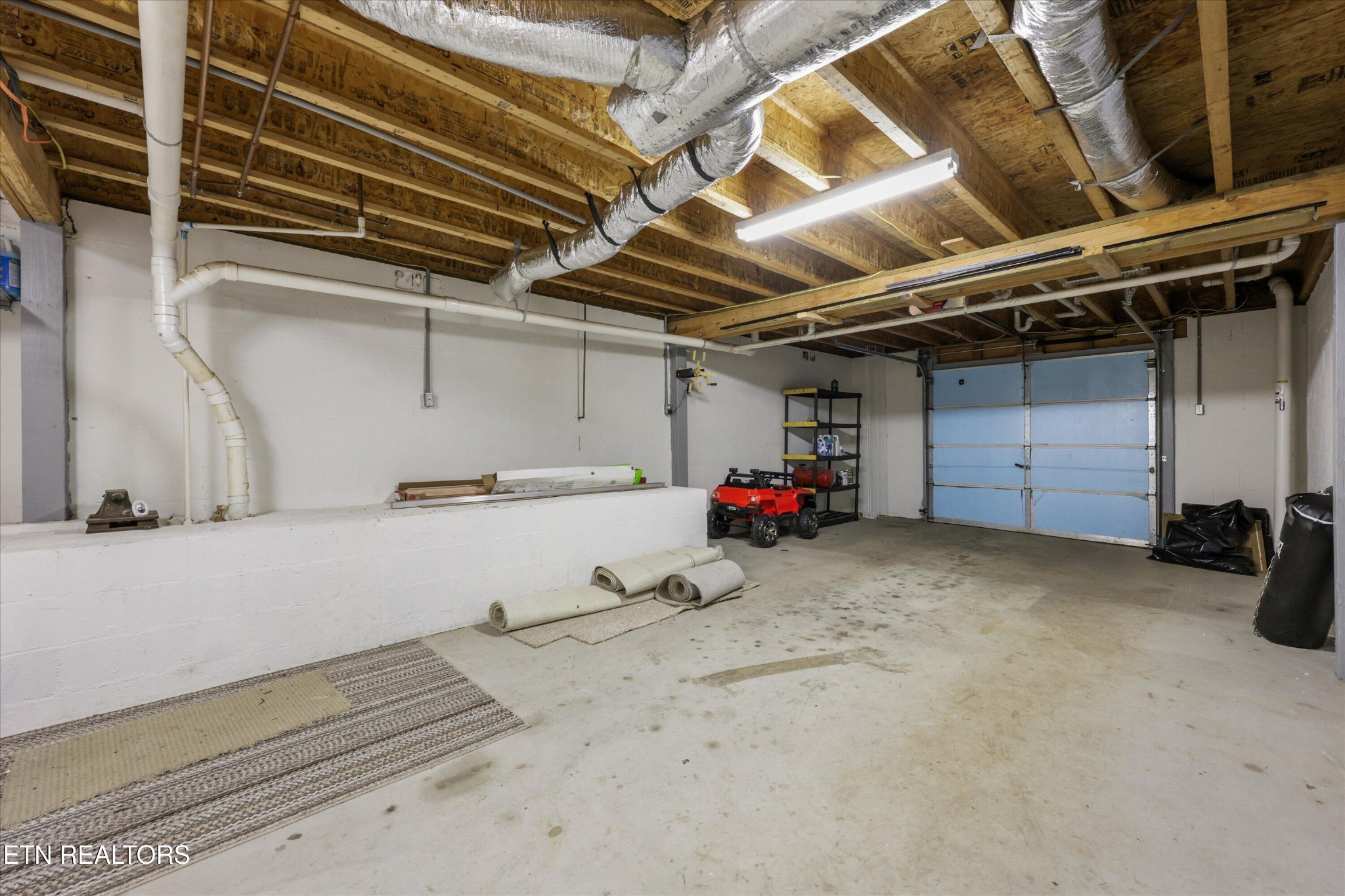 612 Yellow Rose Lane Property Photo 45