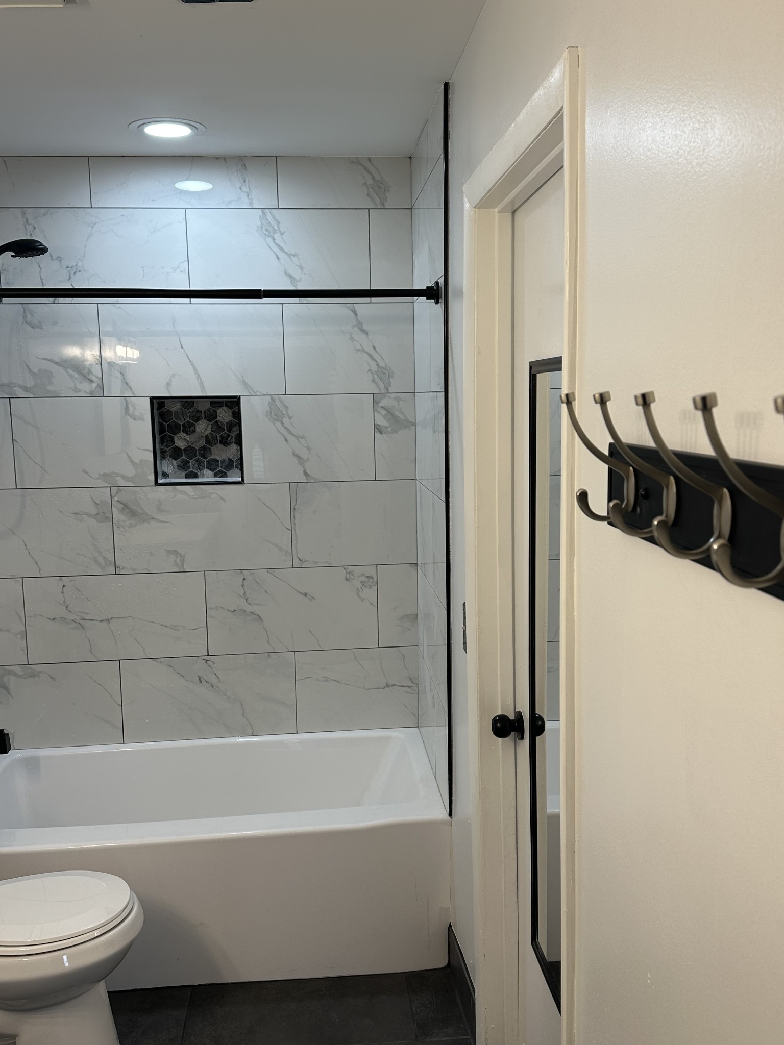 552 Doral Country Dr Property Photo 7
