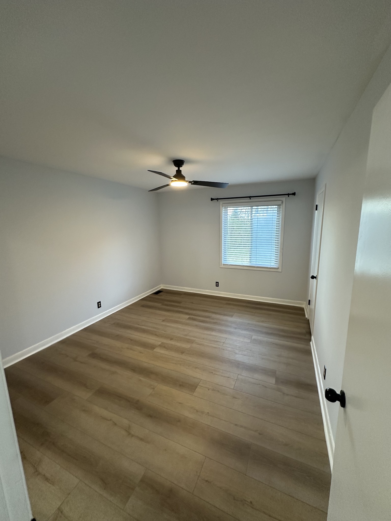 552 Doral Country Dr Property Photo 29