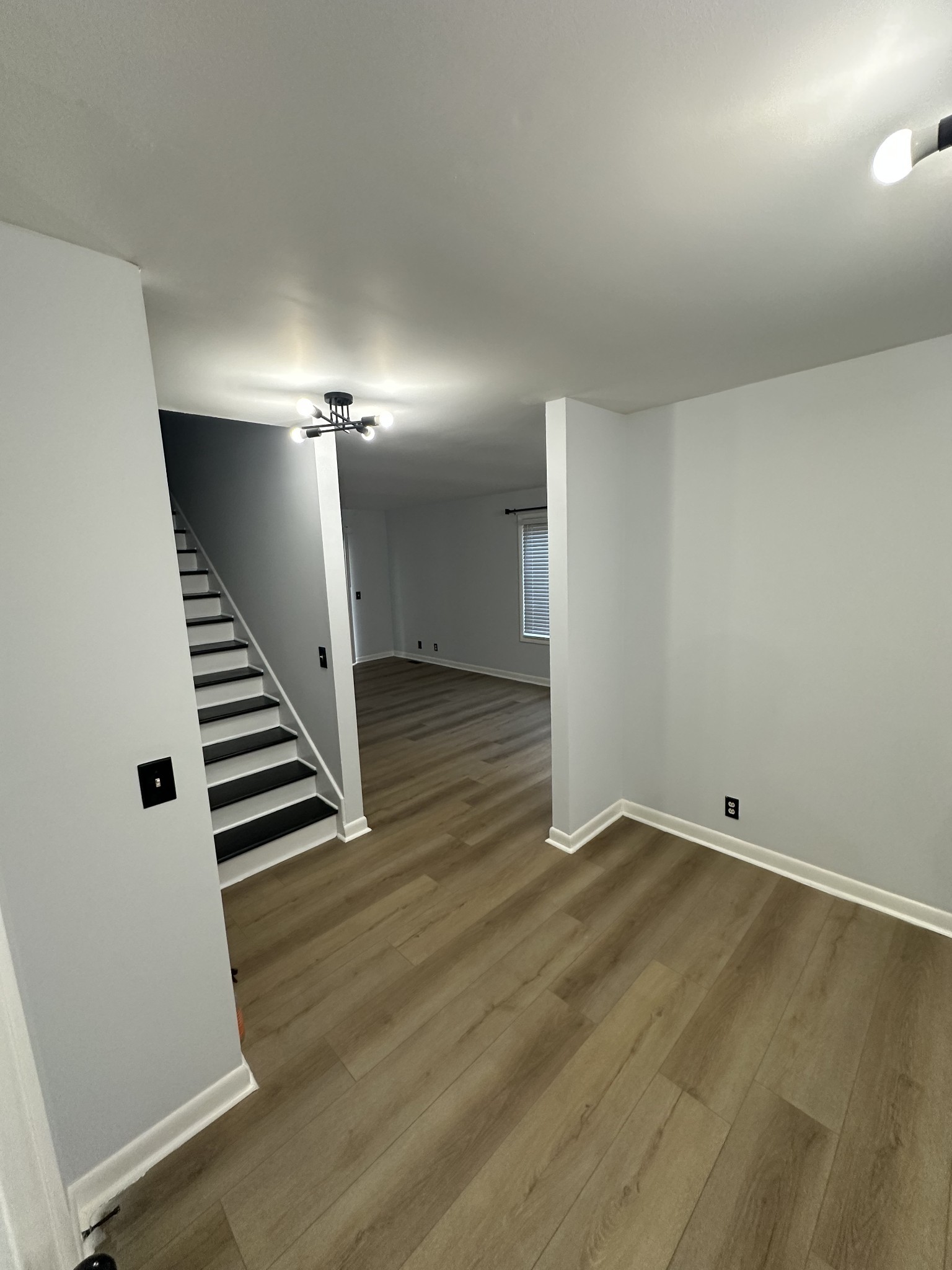 552 Doral Country Dr Property Photo 33