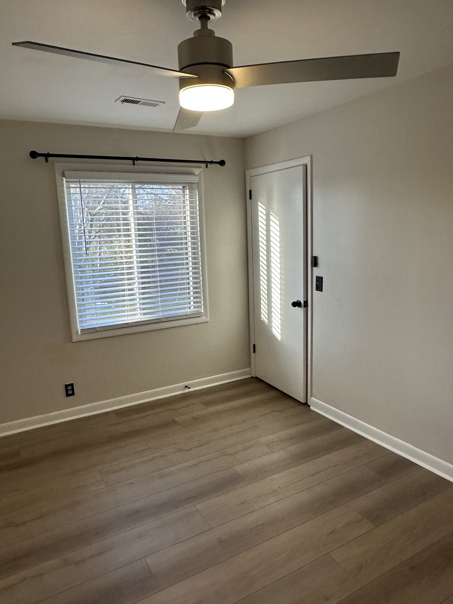 552 Doral Country Dr Property Photo 35