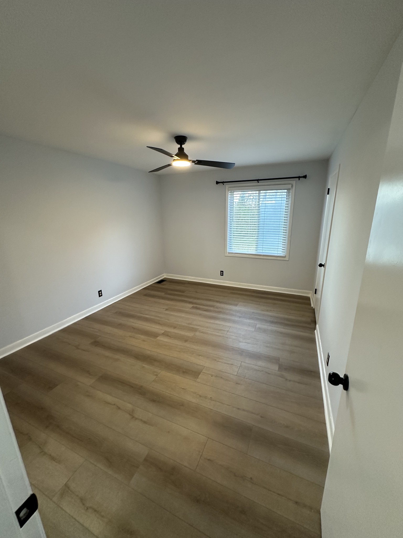 552 Doral Country Dr Property Photo 39