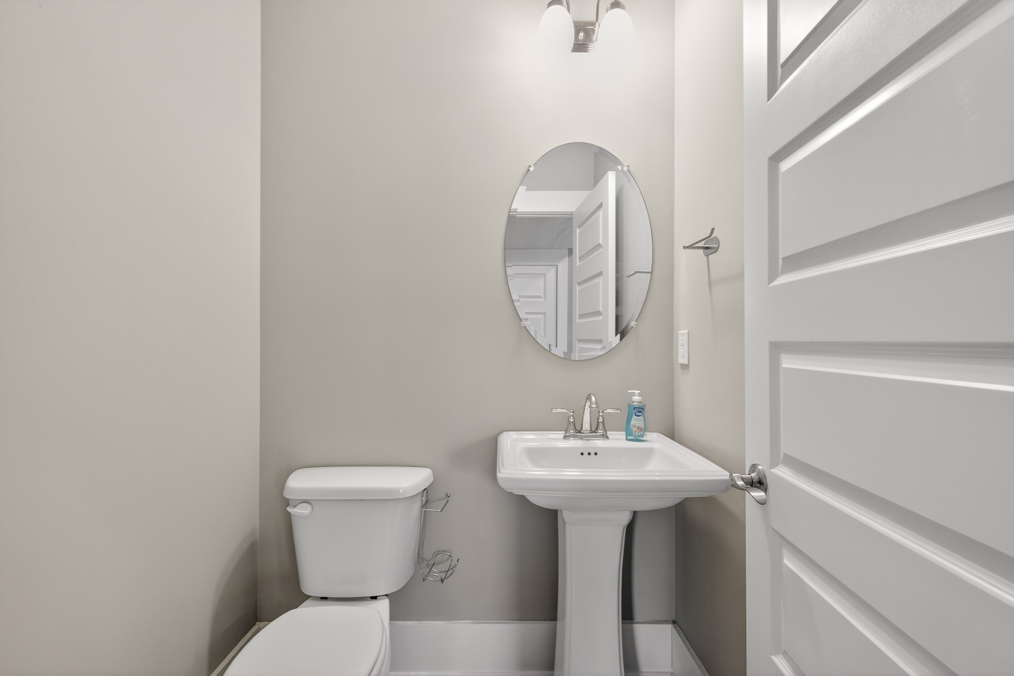 2143 Bell St Property Photo 17