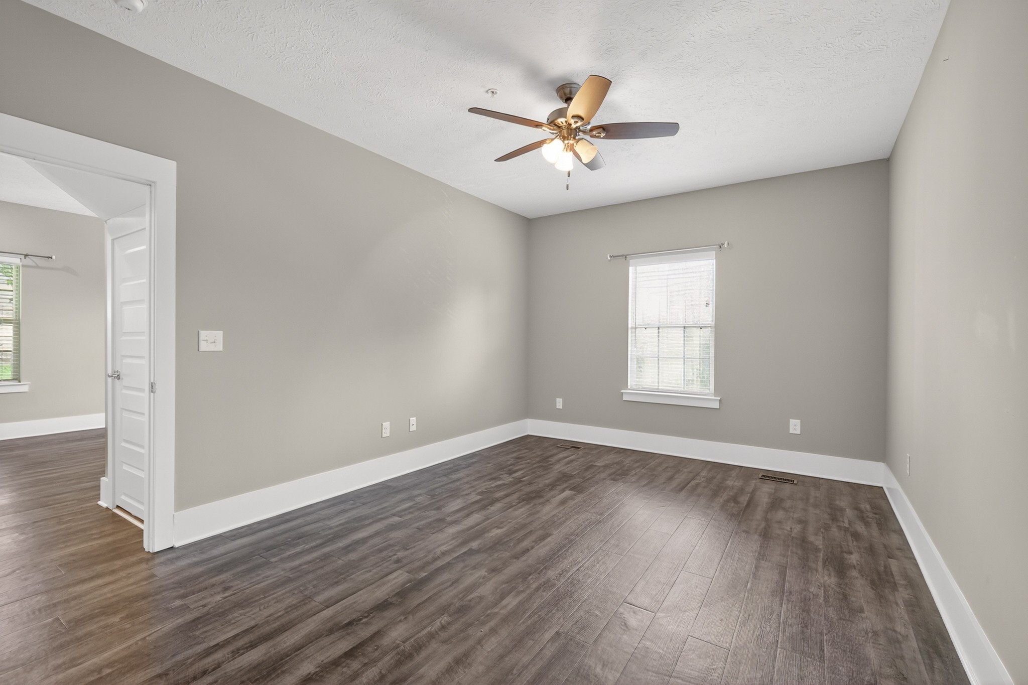 2143 Bell St Property Photo 19
