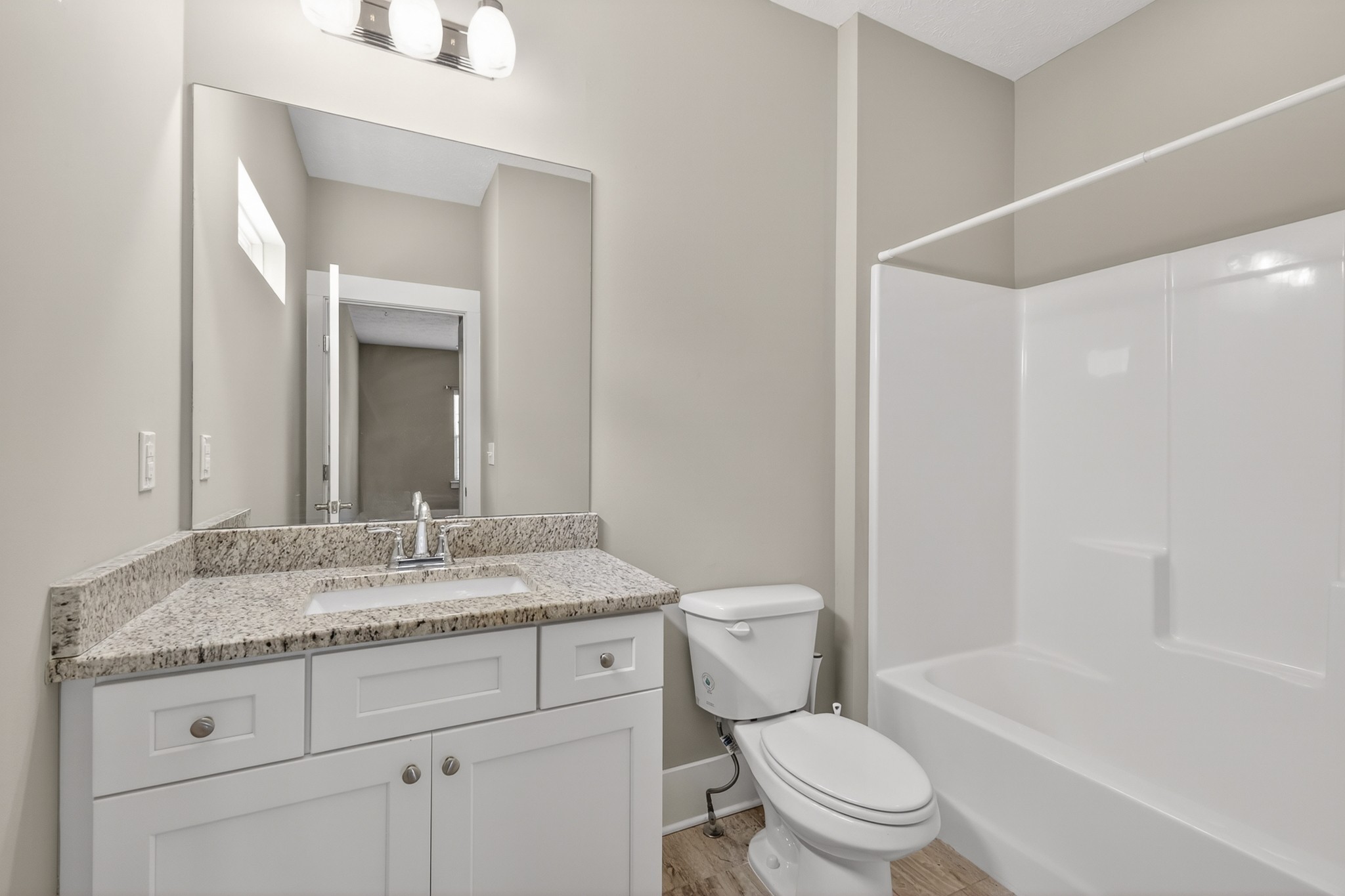 2143 Bell St Property Photo 22