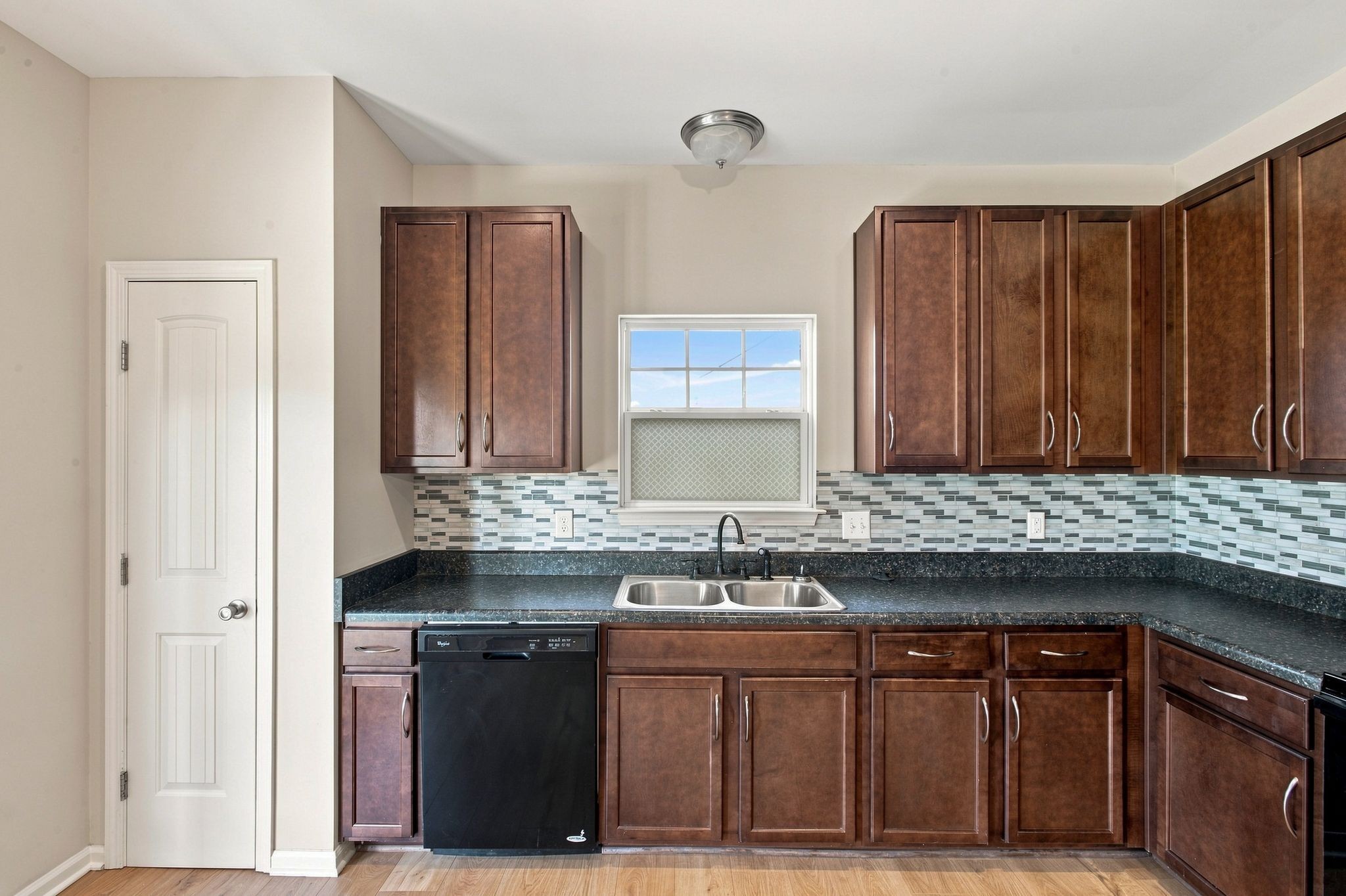 211 Wyburn Pl Property Photo 14