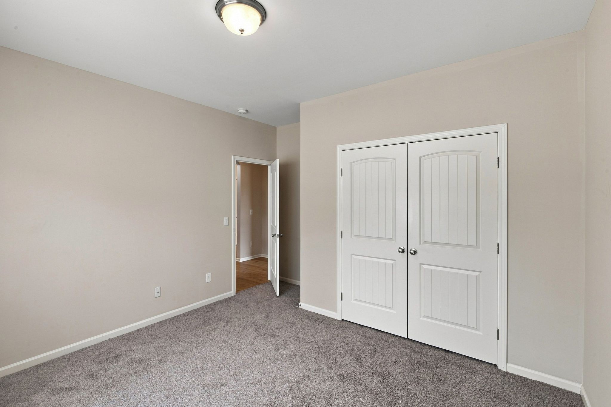 211 Wyburn Pl Property Photo 16