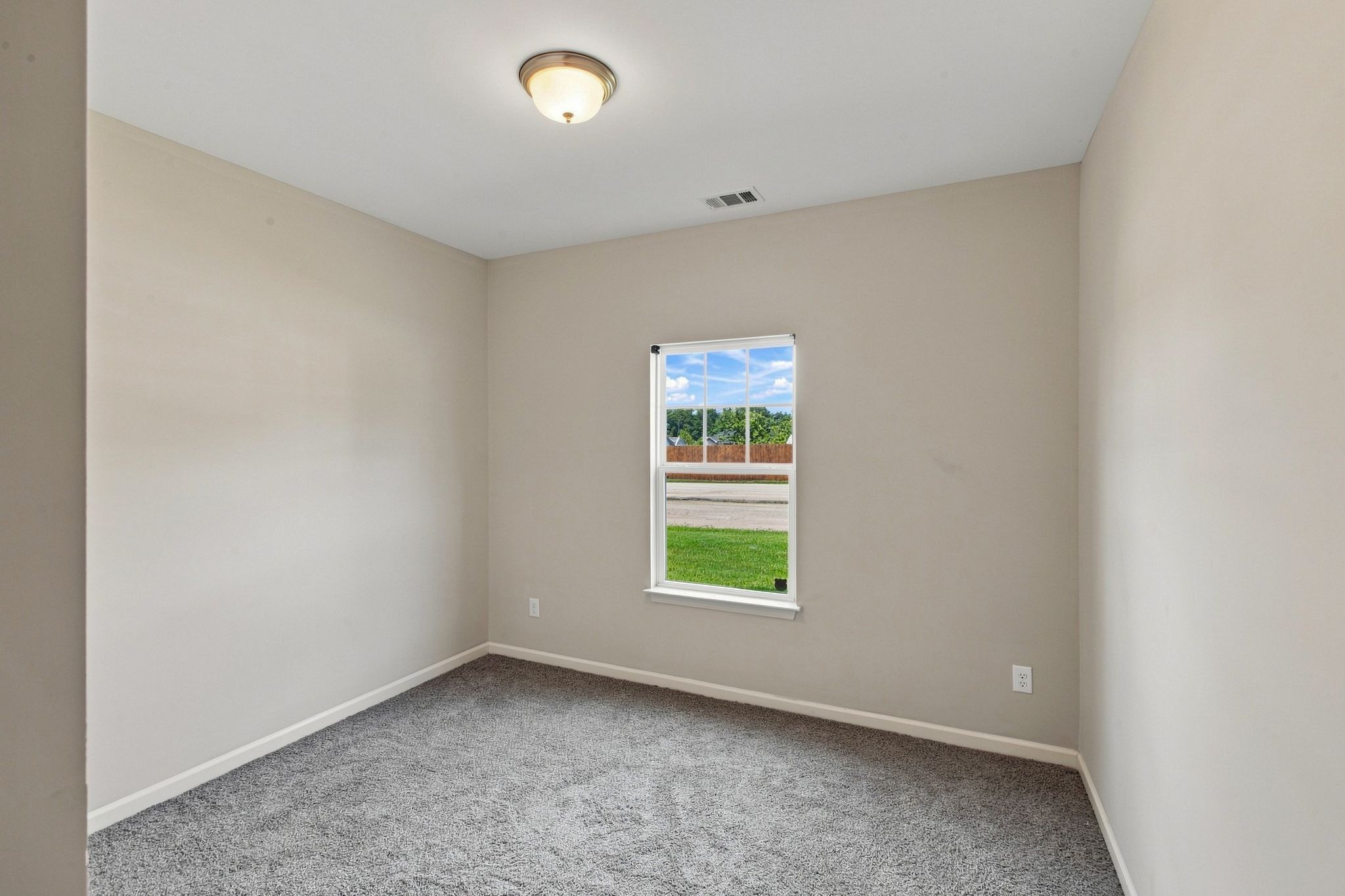 211 Wyburn Pl Property Photo 17