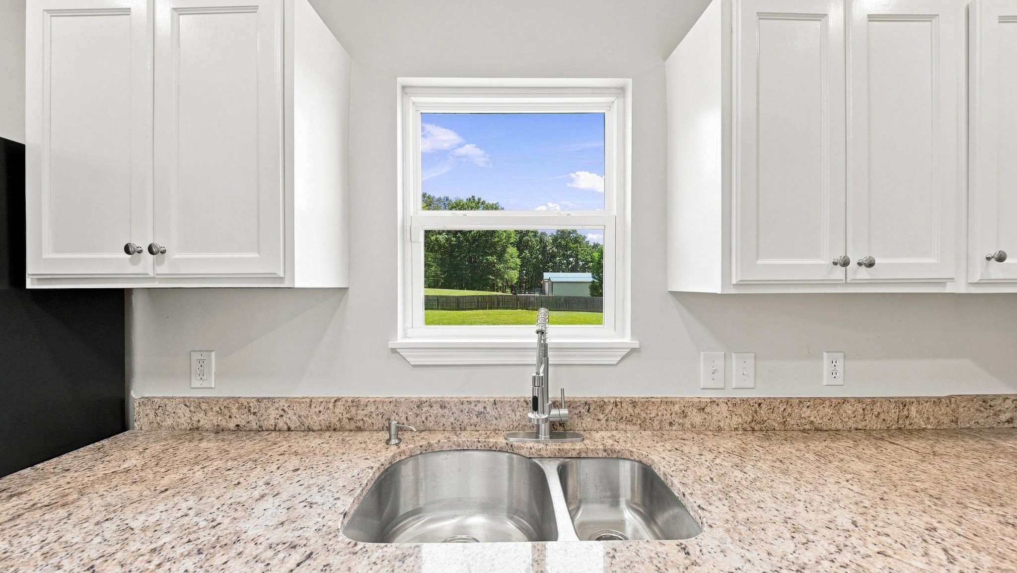 5742 Keith Road Property Photo 14