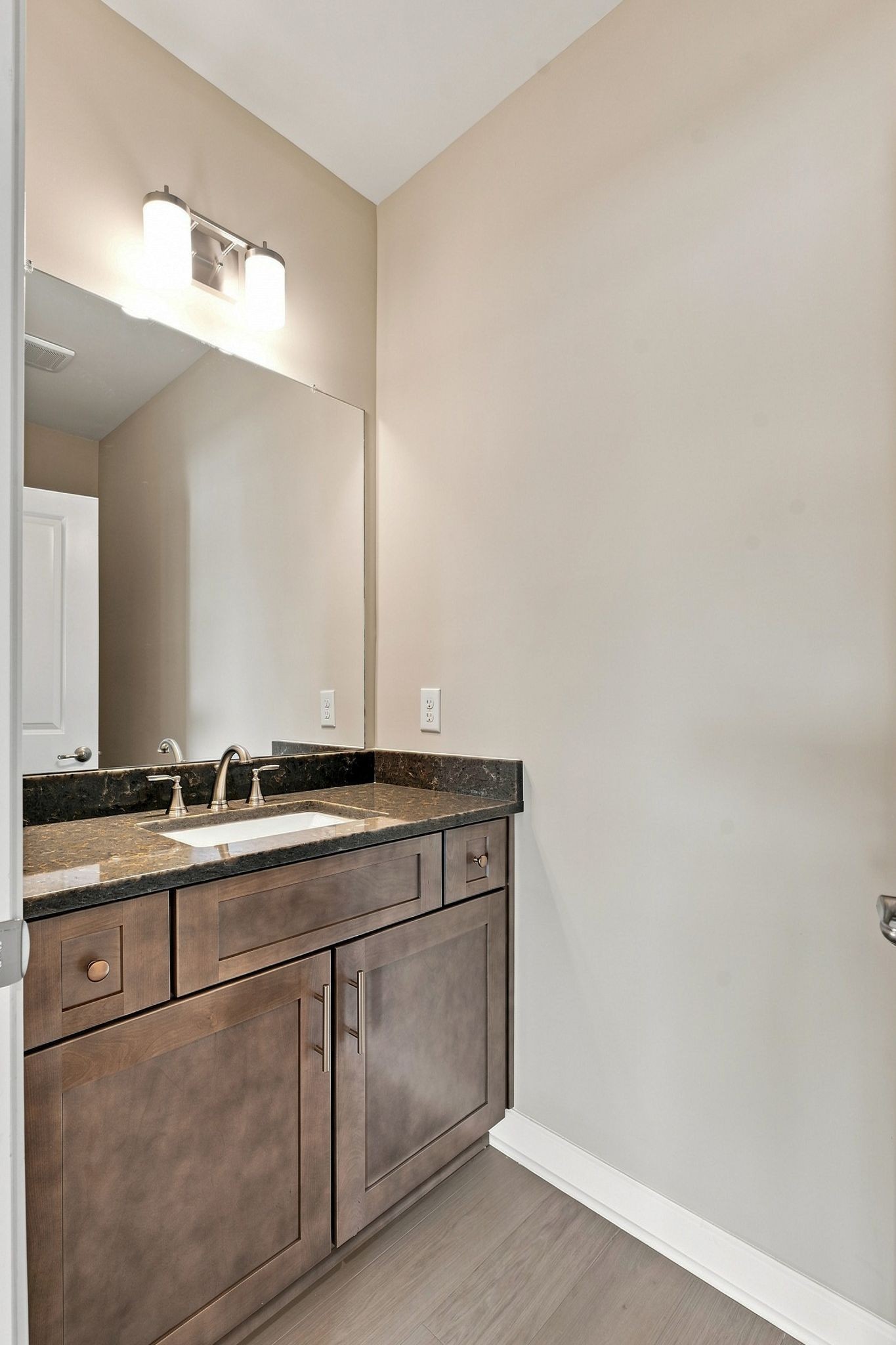 6709 Bonnafair Drive Property Photo 26