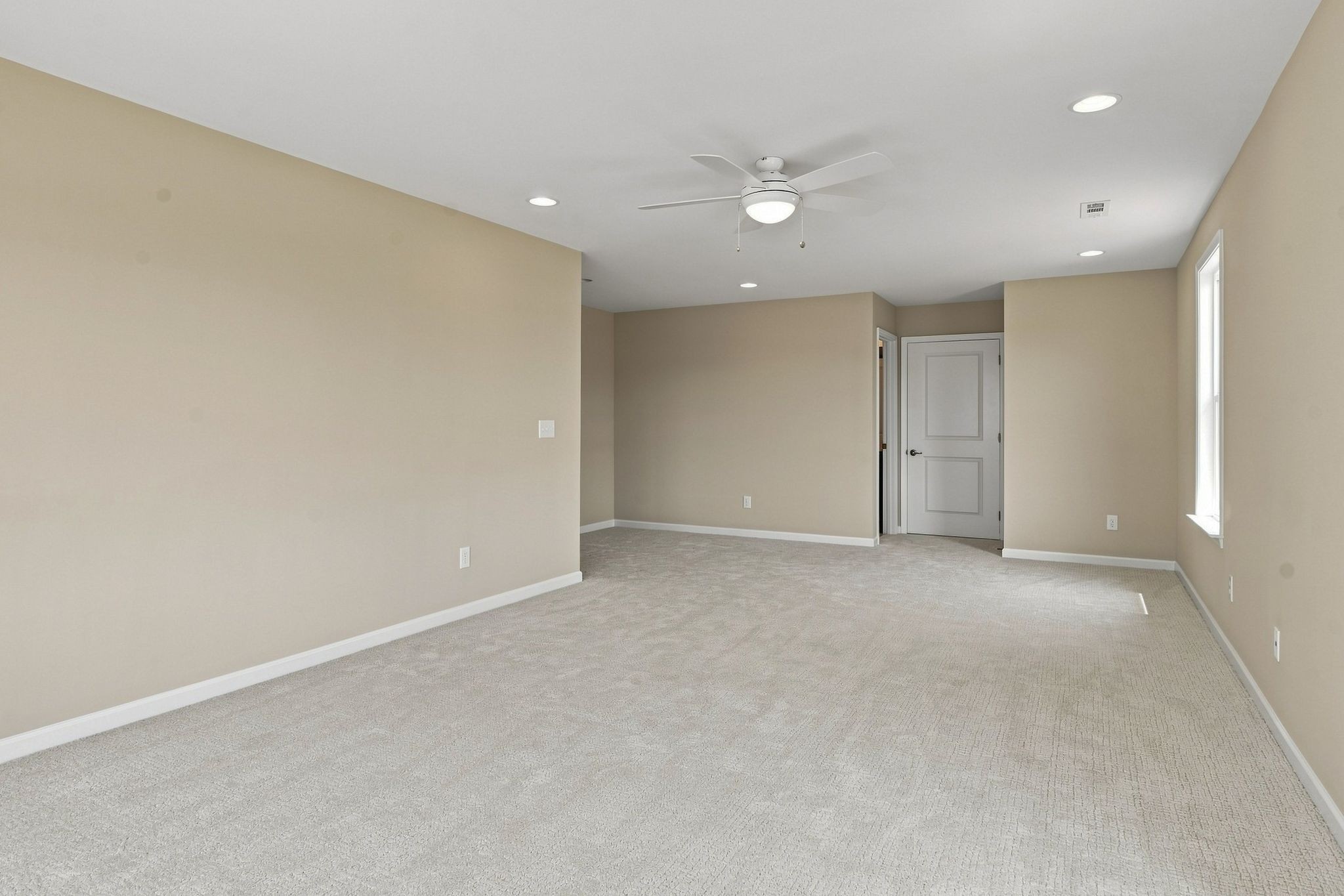 6709 Bonnafair Drive Property Photo 33