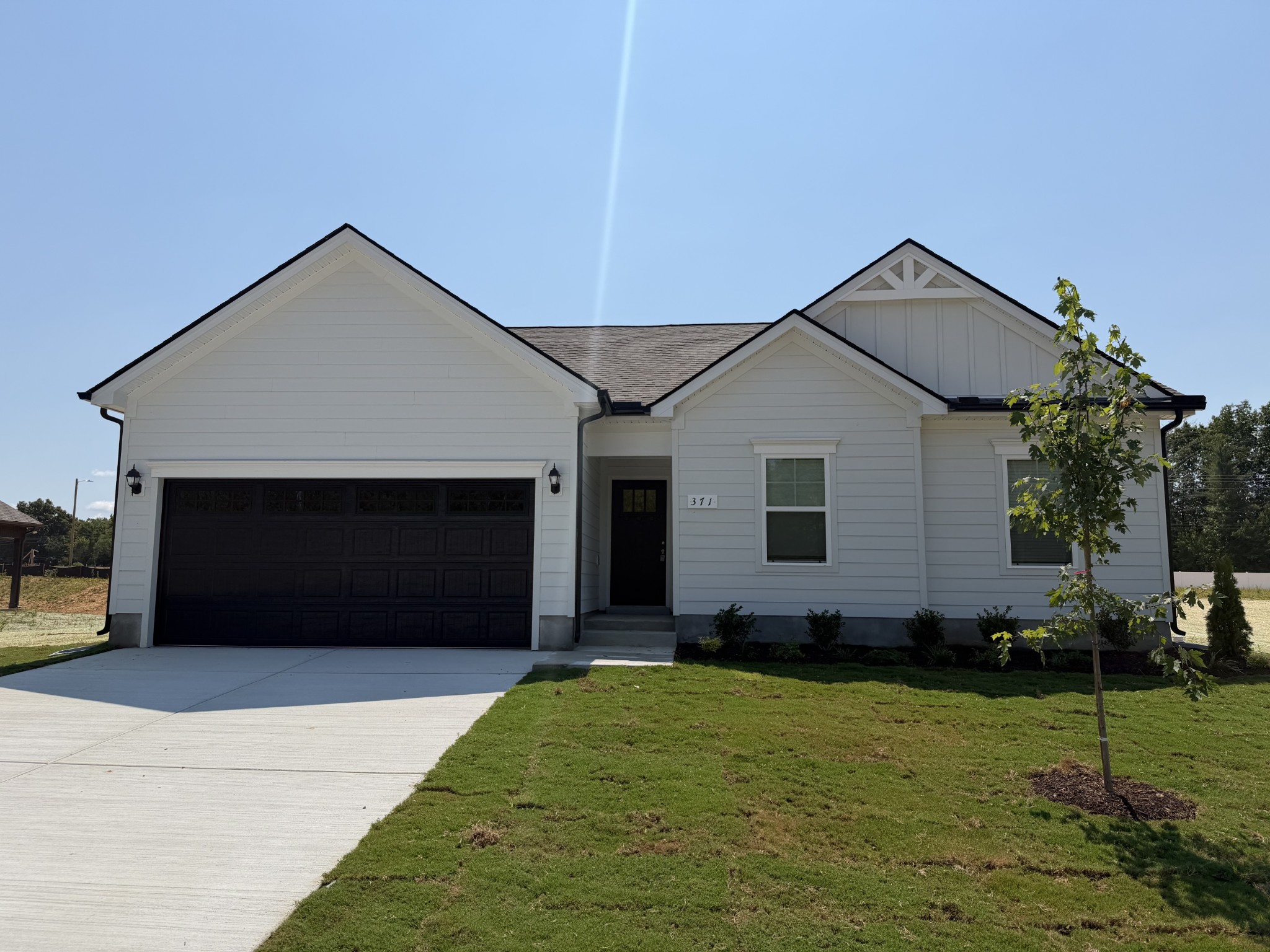 371 Stillwater Way Property Photo 1