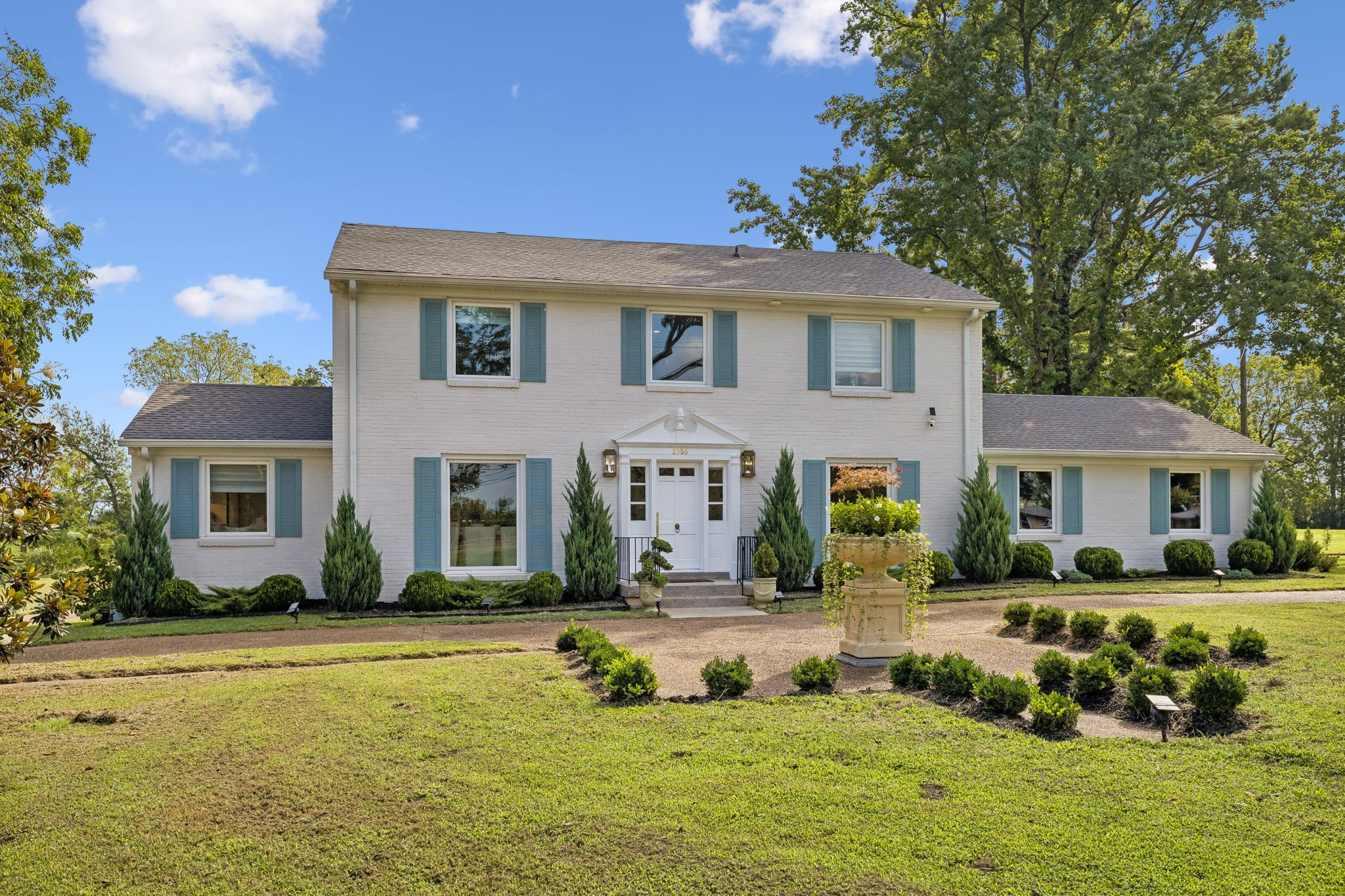 2956 Mcgavock Pike Property Photo 1