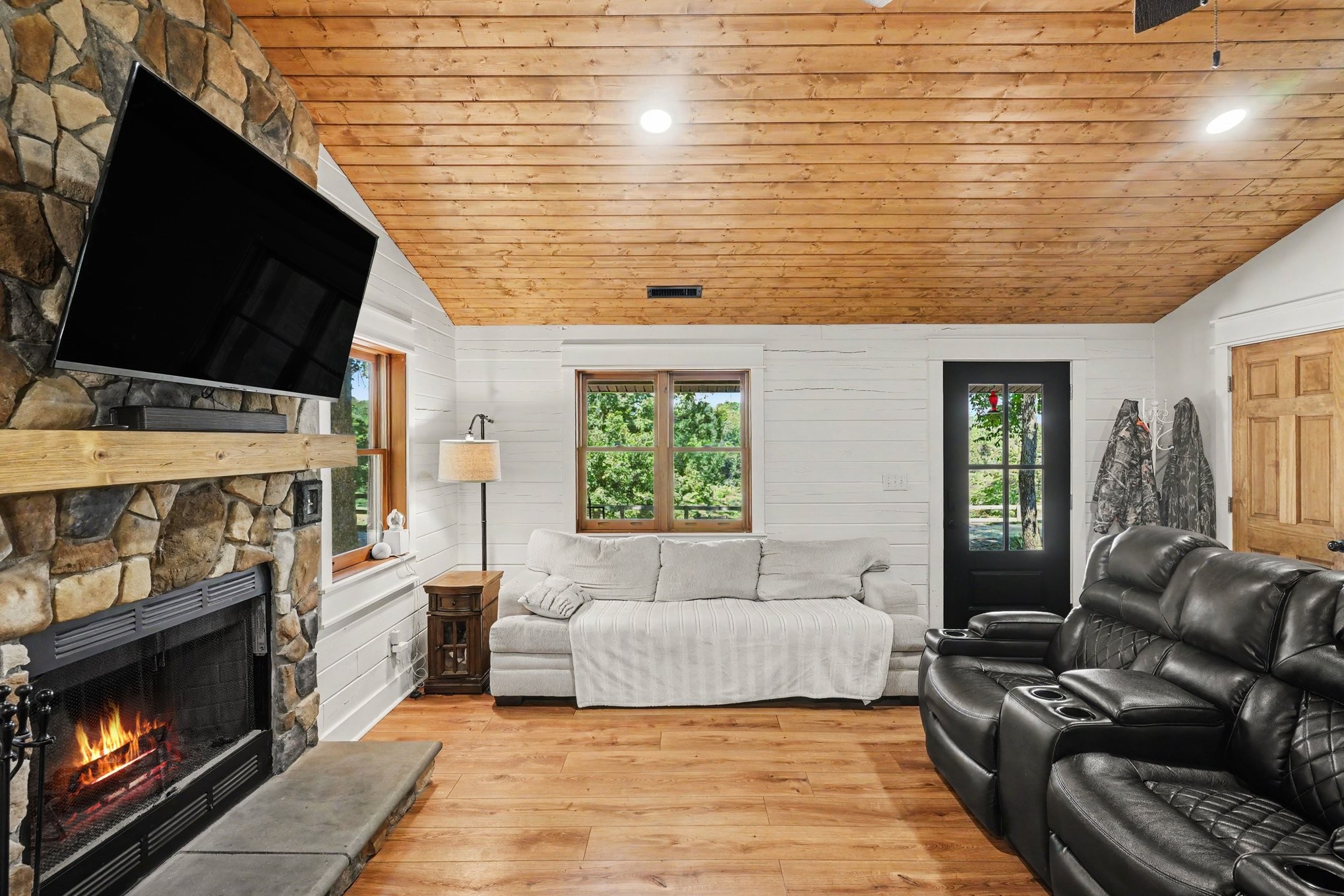1330 Ridge Rd Property Photo 35