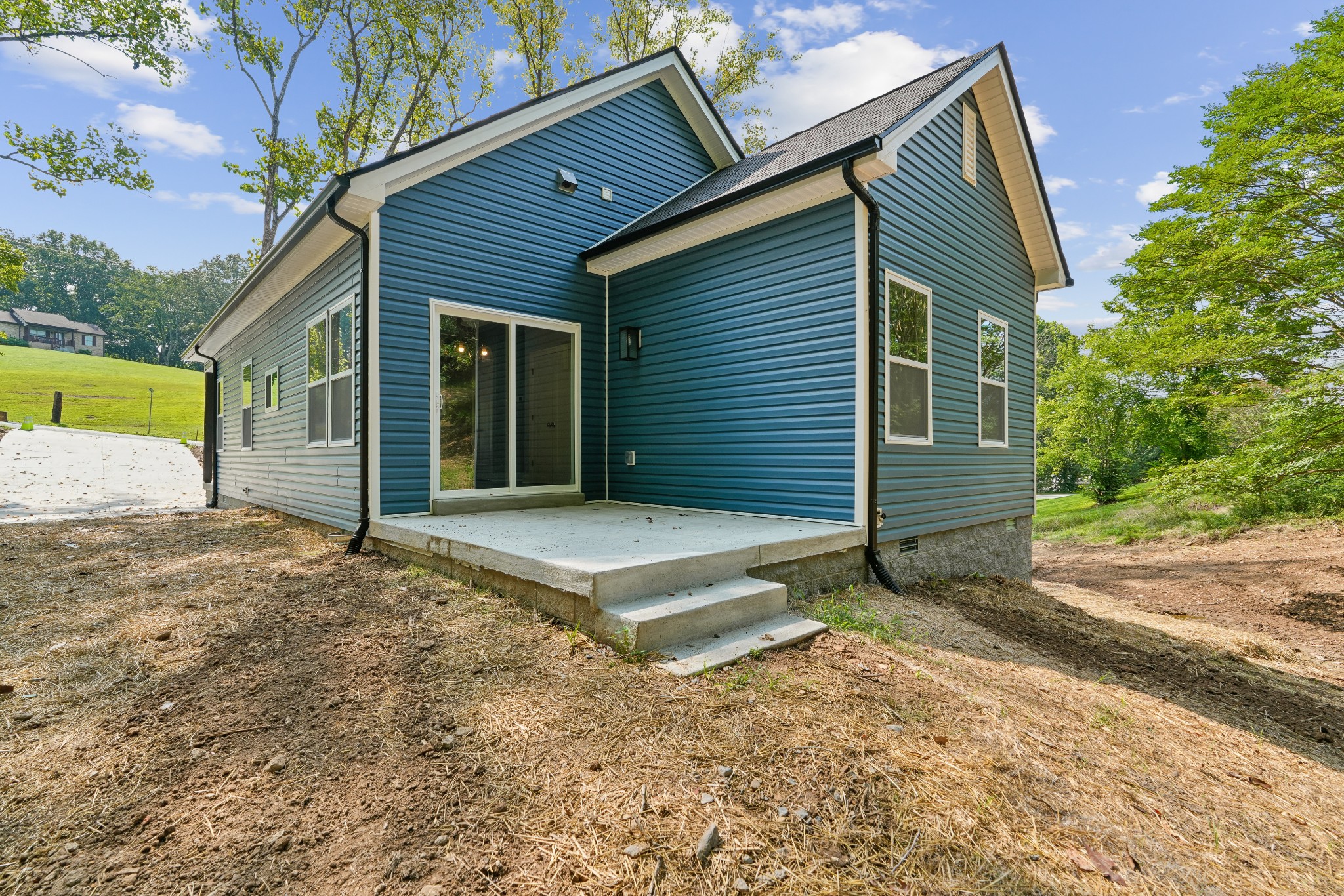 109 Annette Dr Property Photo 3
