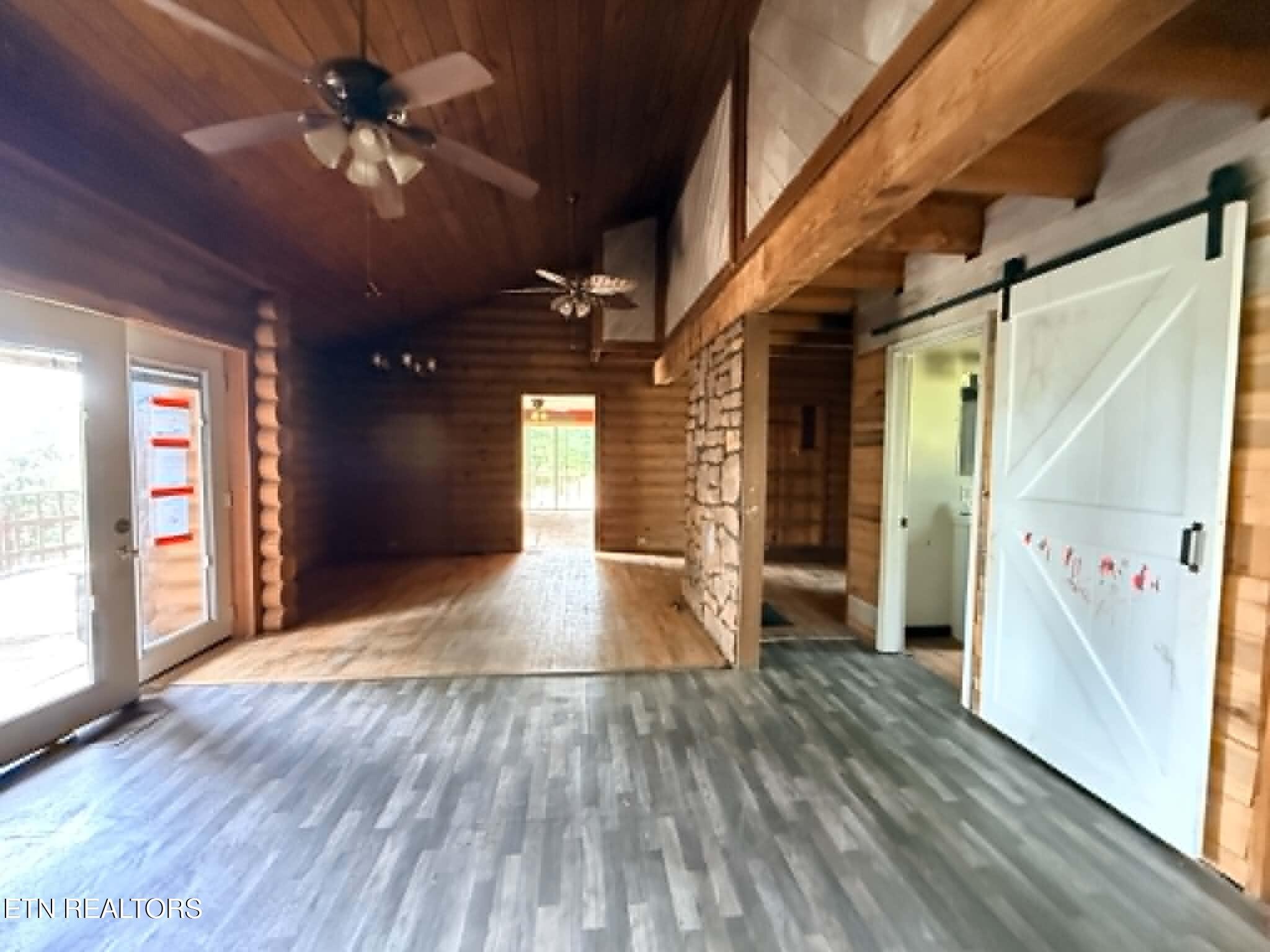 731 Pleasant Grove Rd Property Photo 4