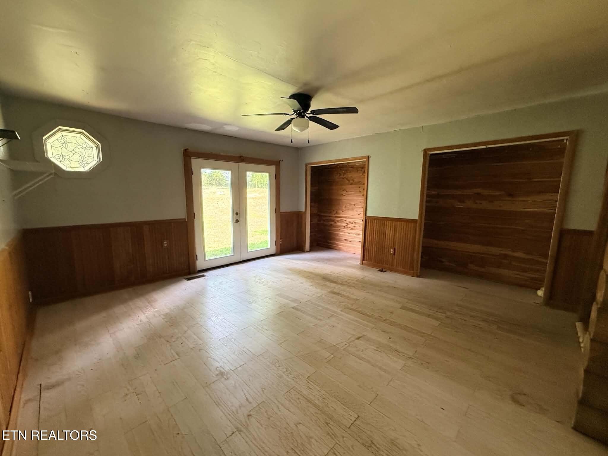 731 Pleasant Grove Rd Property Photo 9