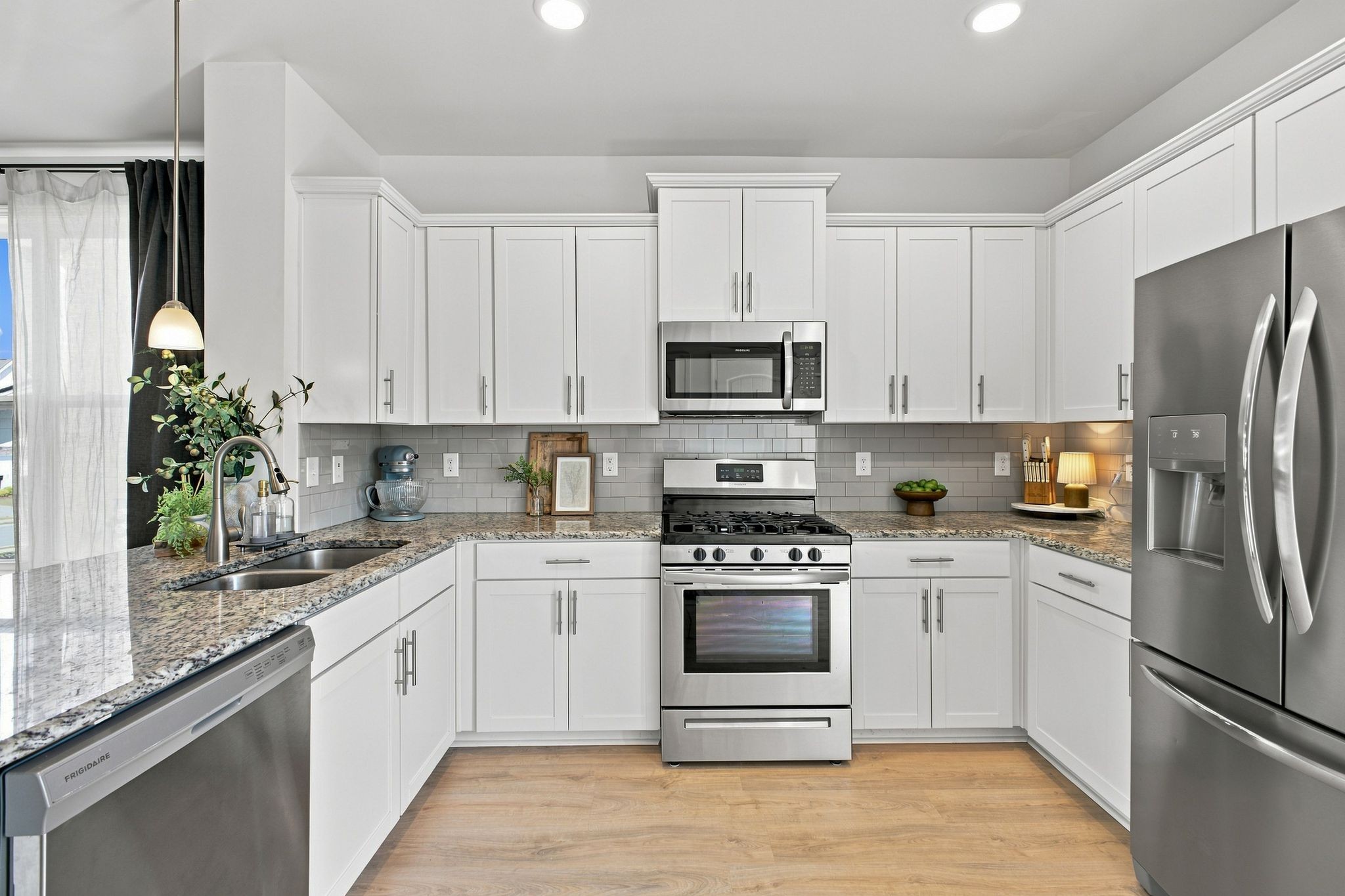 4281 Grapevine Loop Property Photo 18