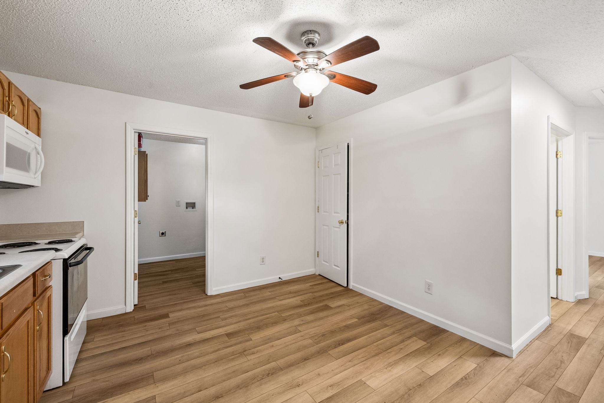 403 Martin St Property Photo 11