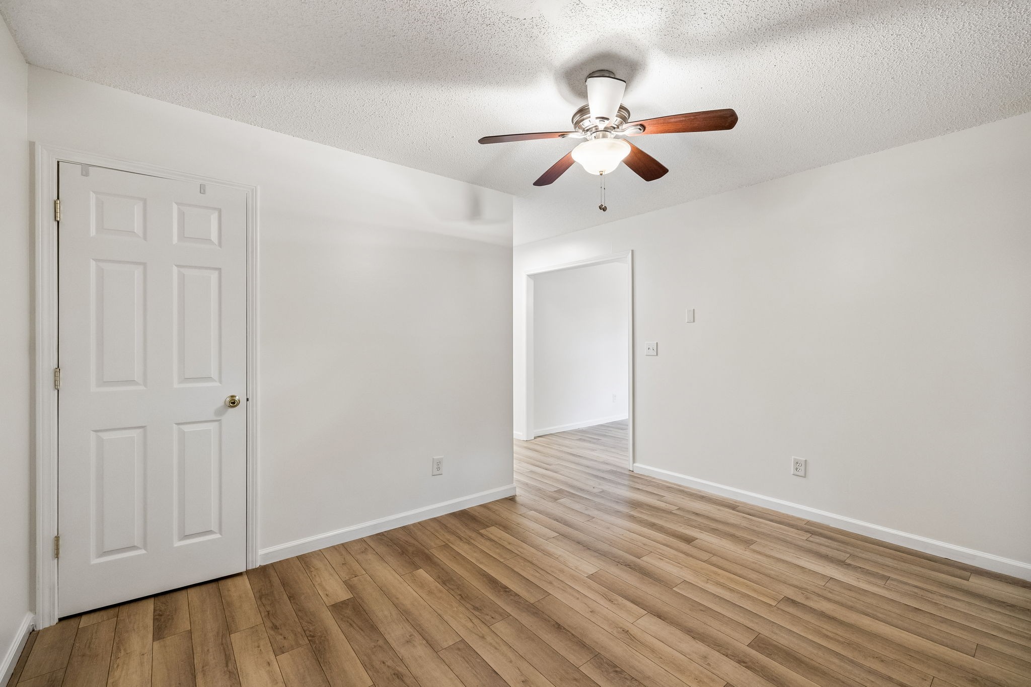 403 Martin St Property Photo 13