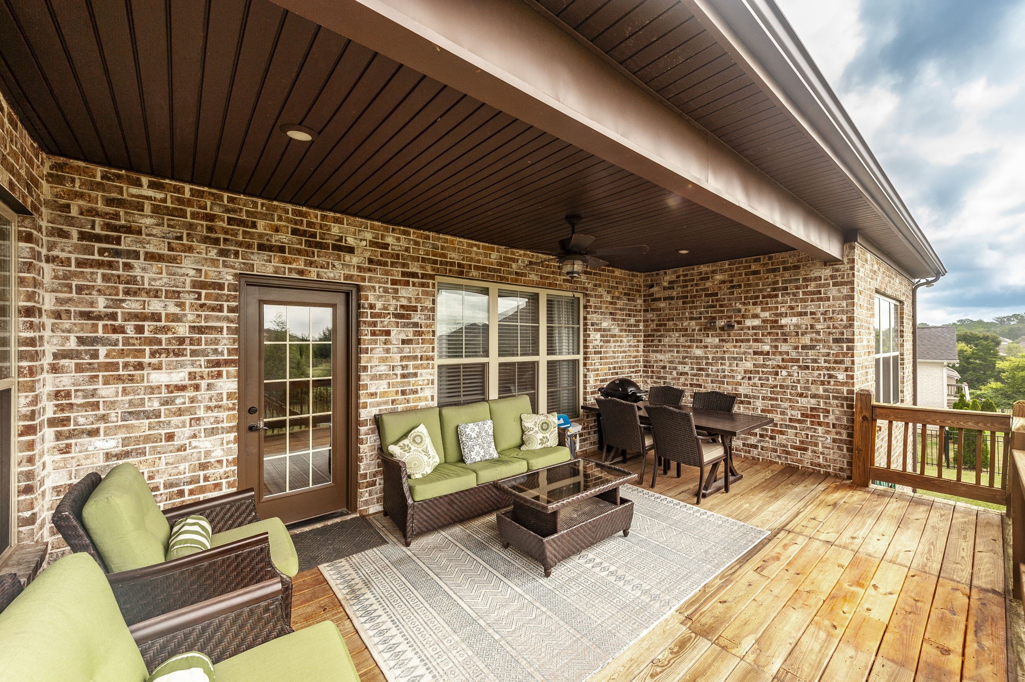 139 Compton St Property Photo 10