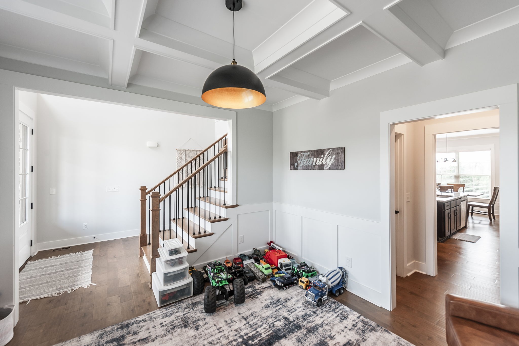 139 Compton St Property Photo 23