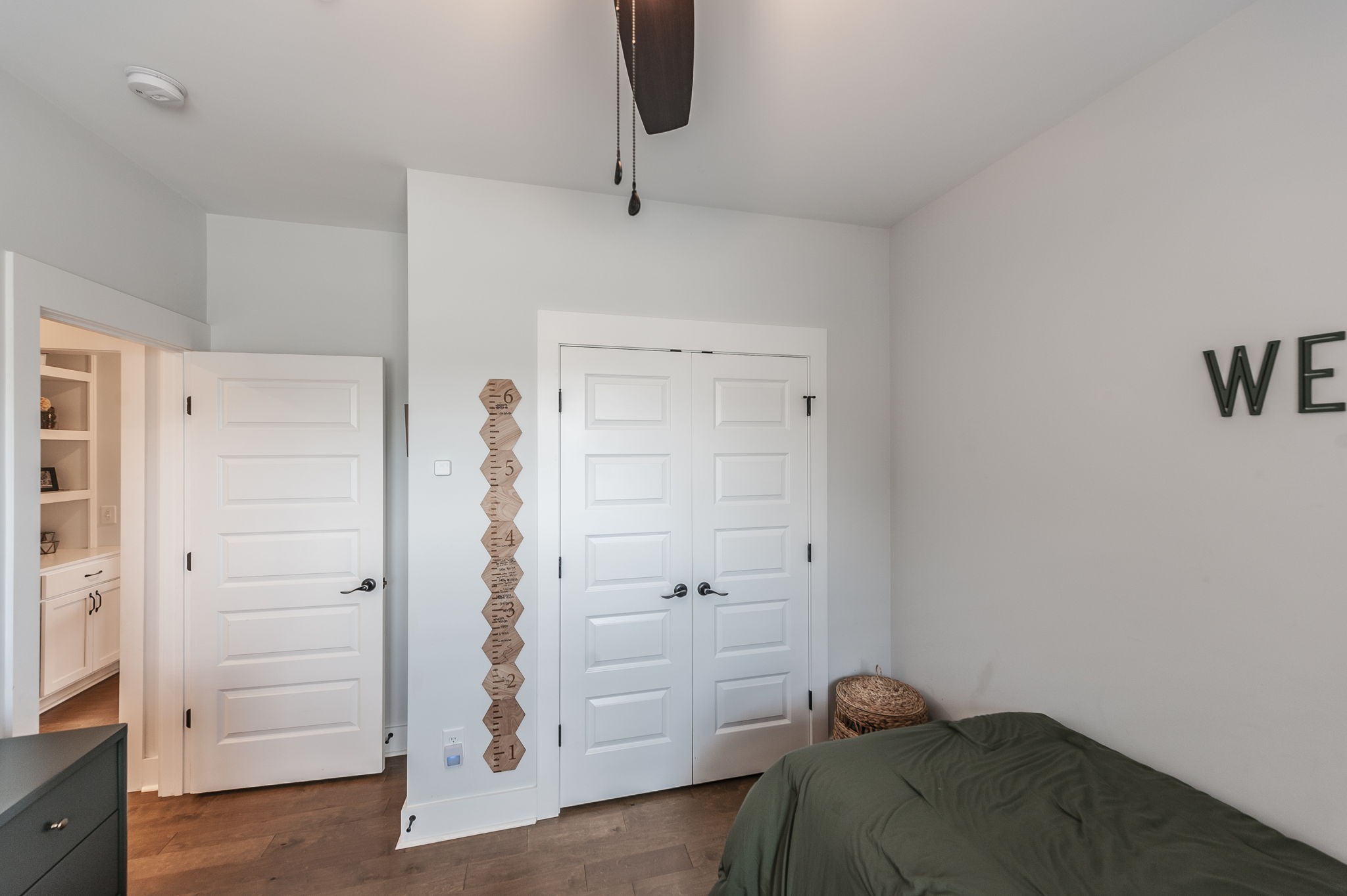 139 Compton St Property Photo 47