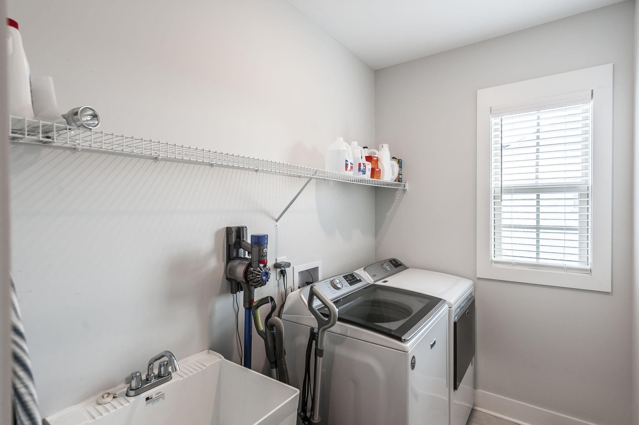139 Compton St Property Photo 60