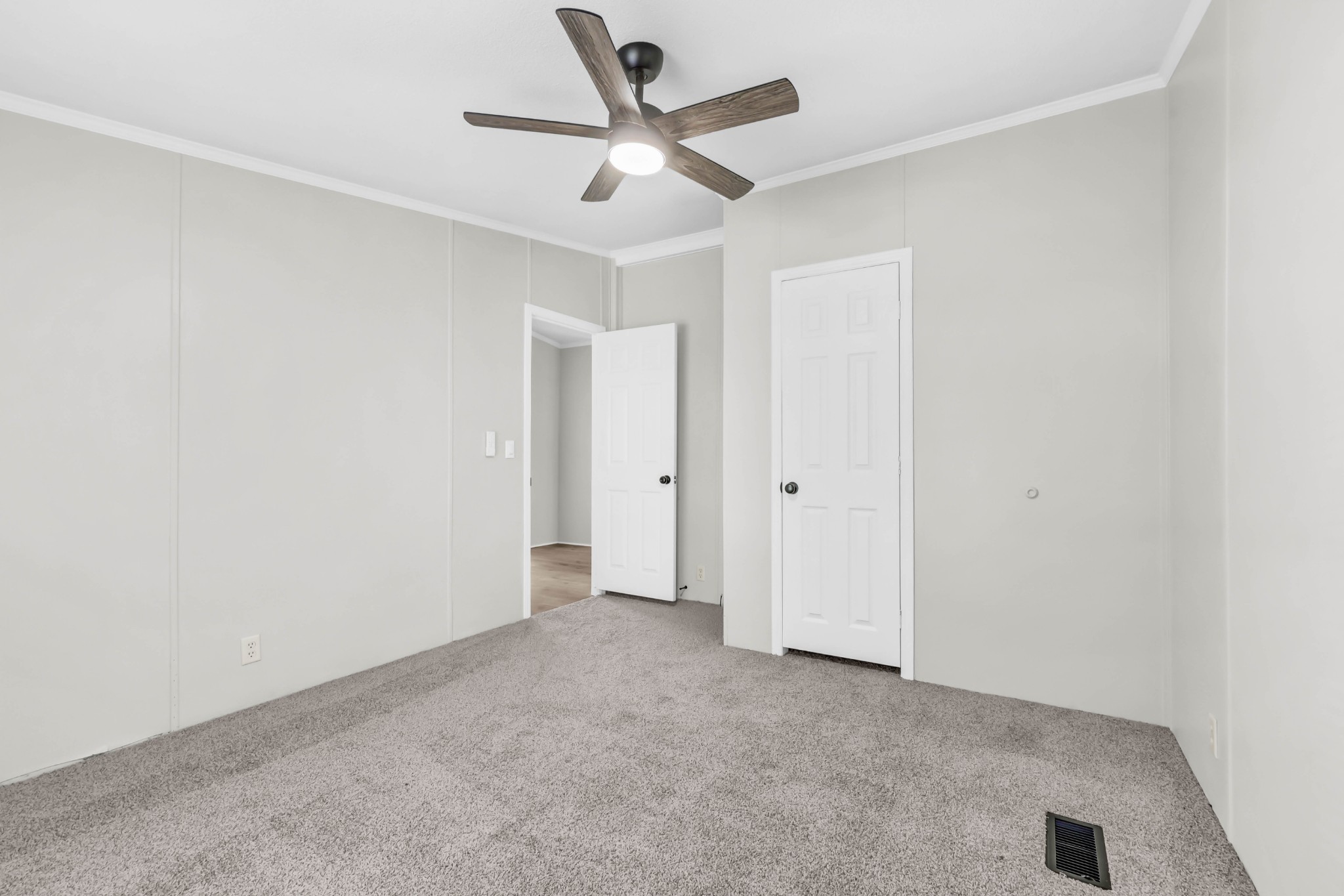 30 Barker St Property Photo 31