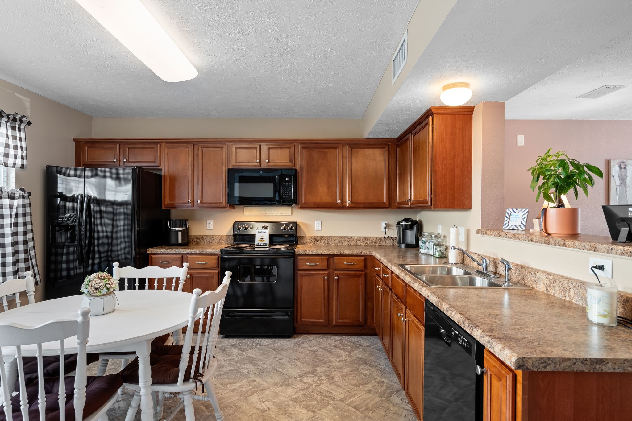 3830 Chippewa Pl Property Photo 15