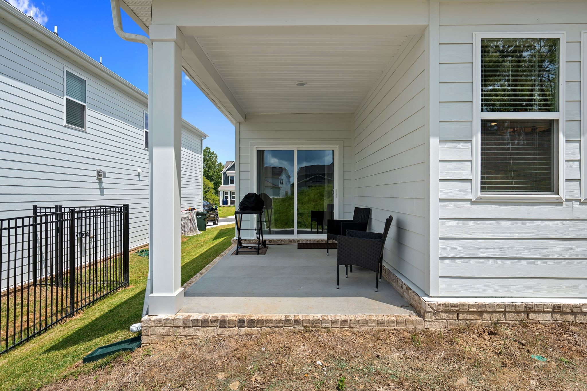 1084 Large Poppy Dr Property Photo 41