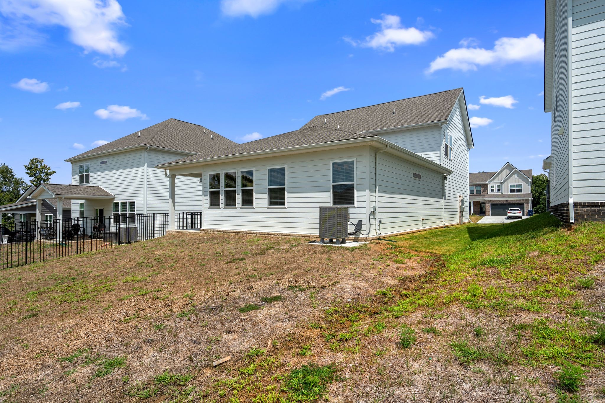 1084 Large Poppy Dr Property Photo 44