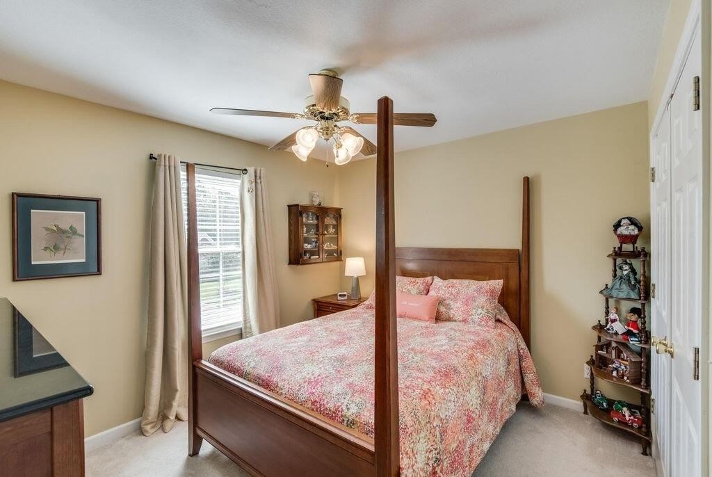 8557 Flowerdale Drive Property Photo 12