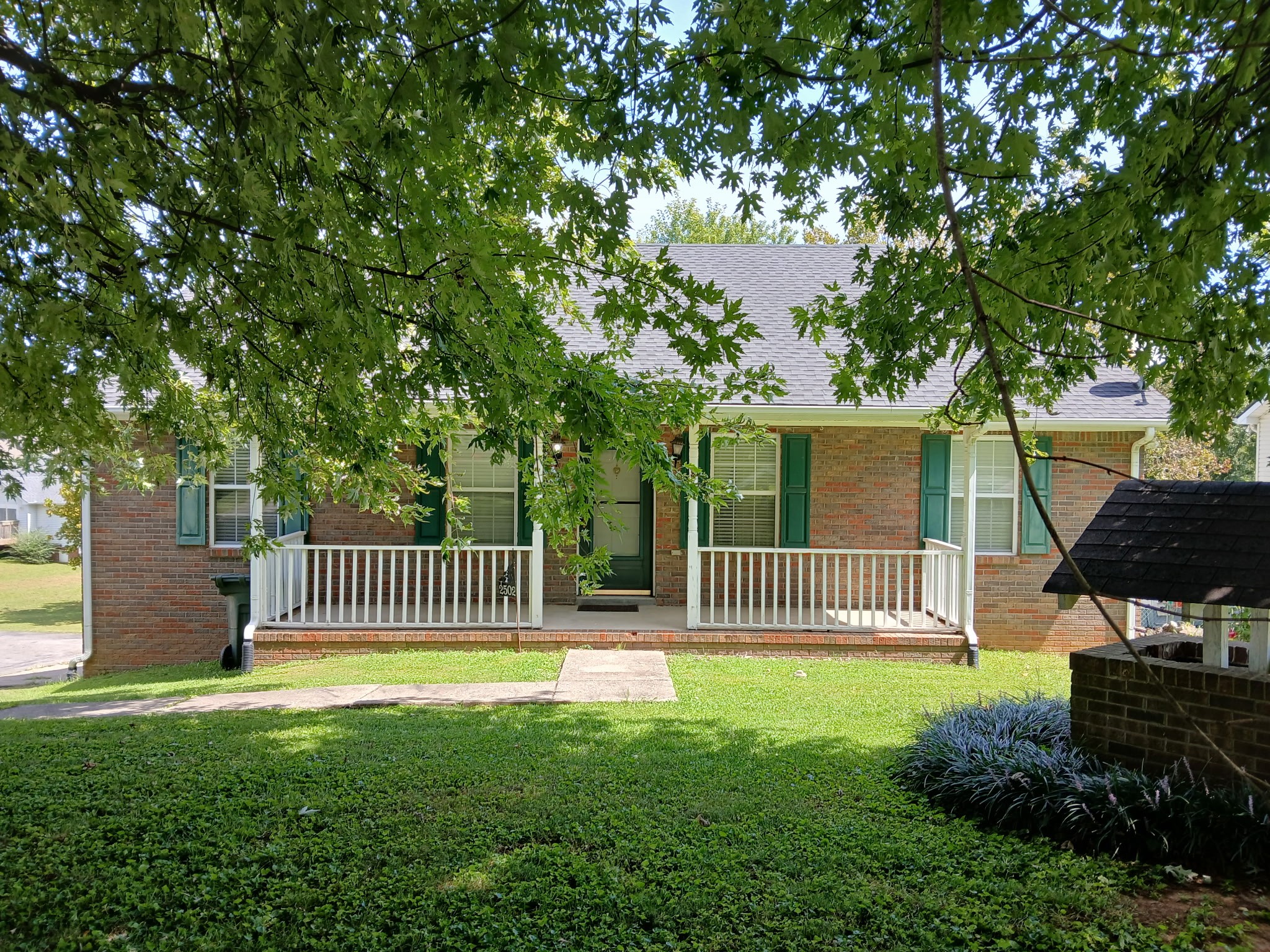 2502 17th Ave, E Property Photo 1