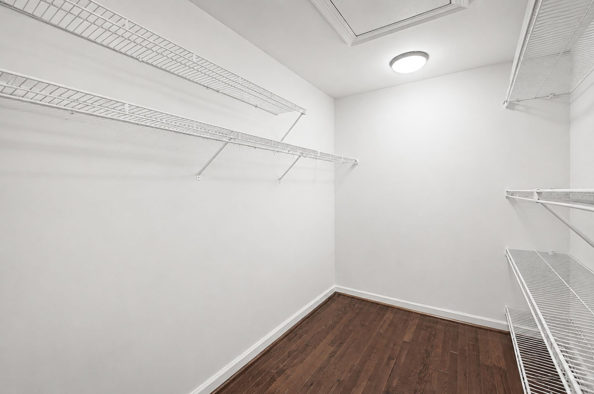 601 Dorshire Ln Property Photo 34
