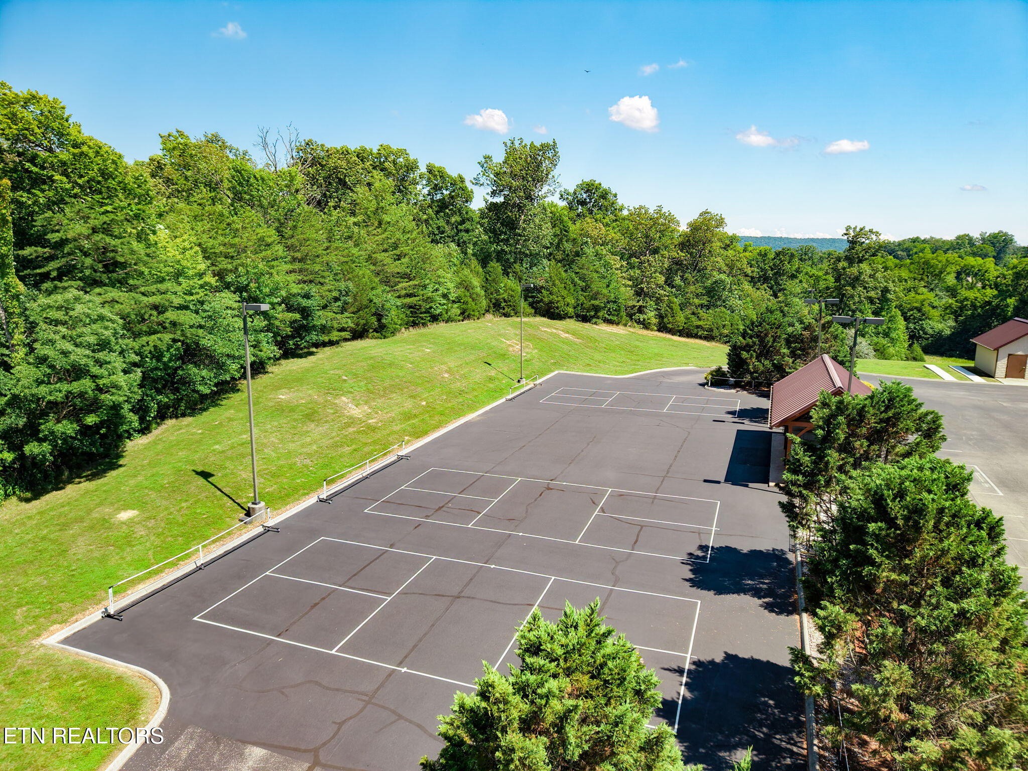 285 E Shore Drive Property Photo 52
