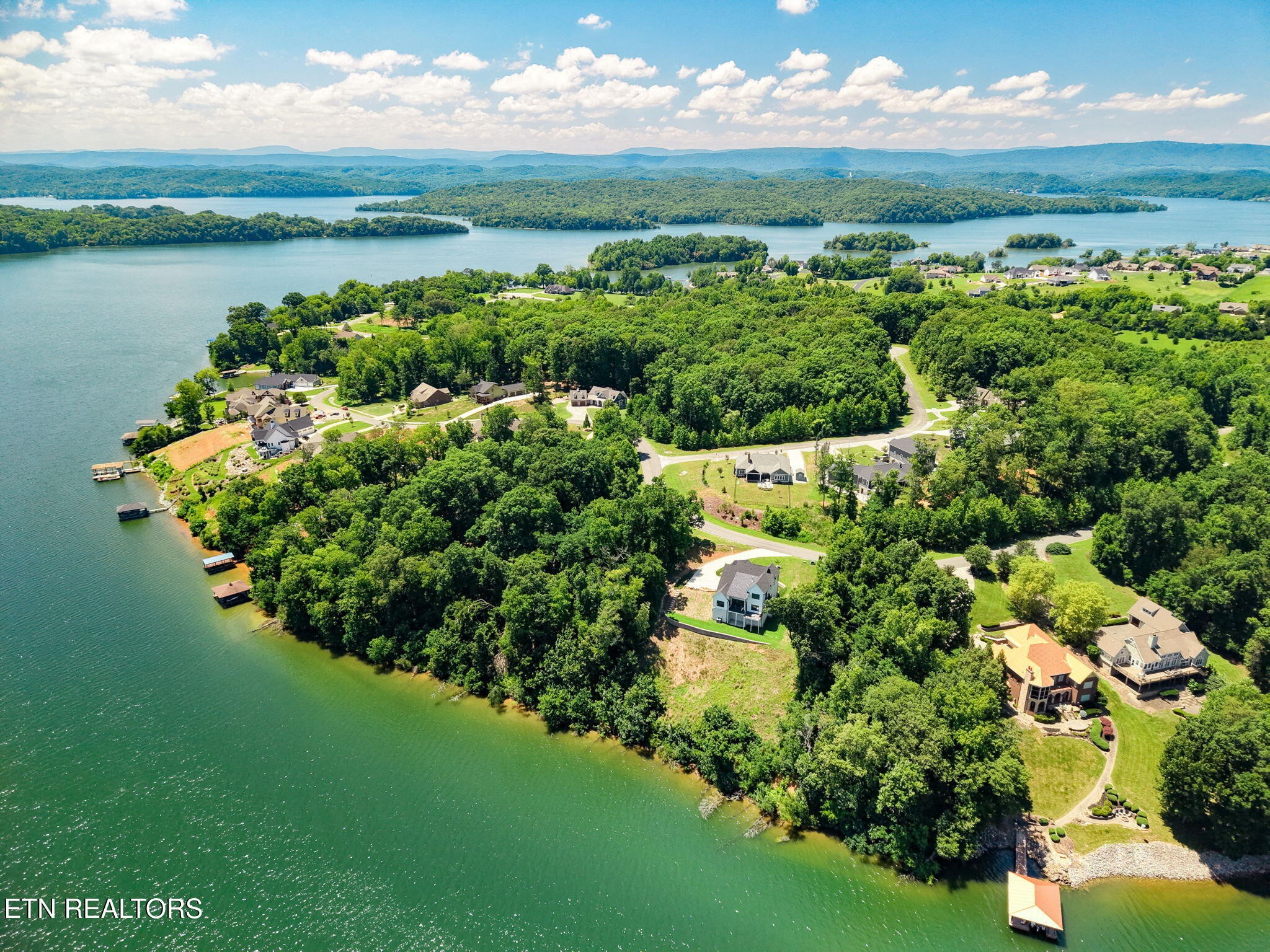 285 E Shore Drive Property Photo 54
