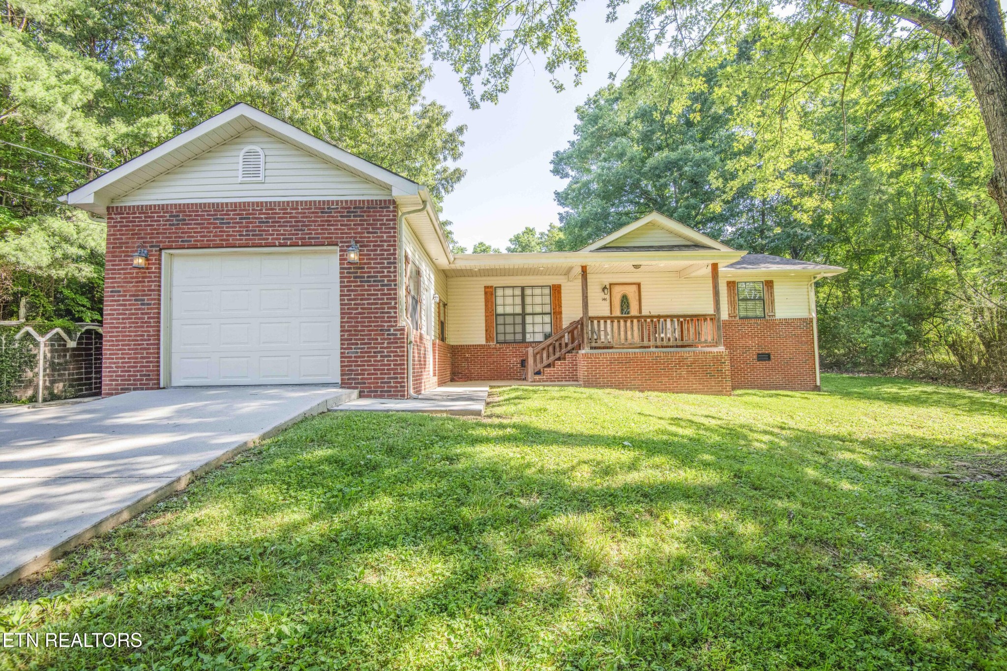 146 Wright Drive Property Photo 1