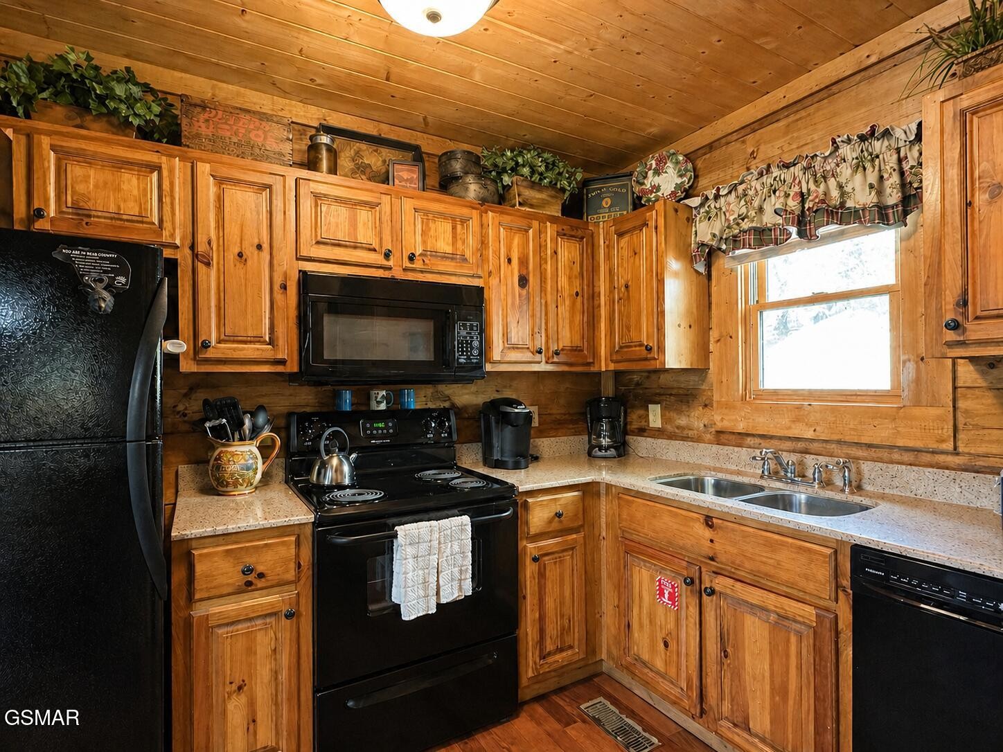 1619 Jed Trail Property Photo 7
