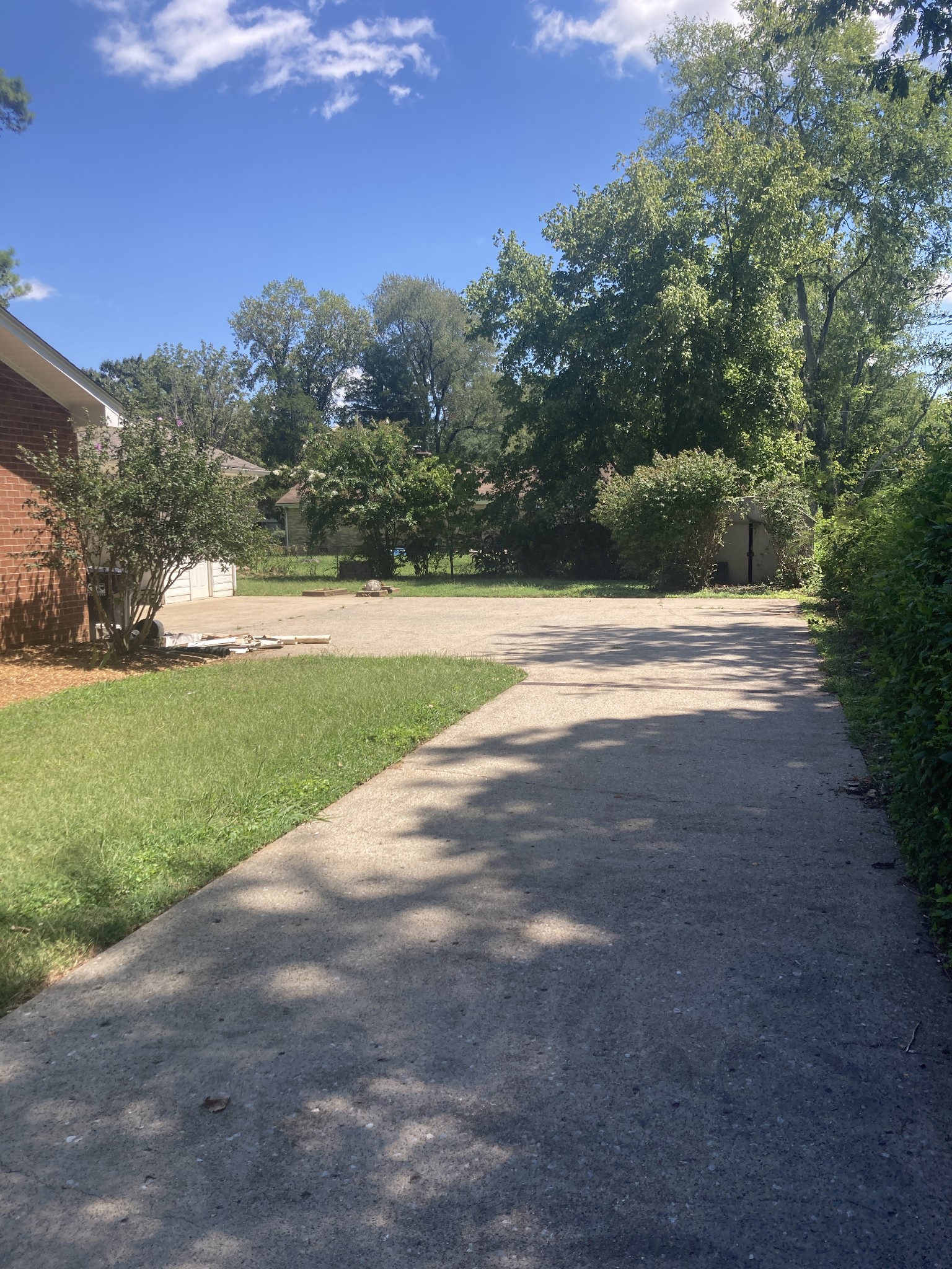 212 Wilson Ave Property Photo 10