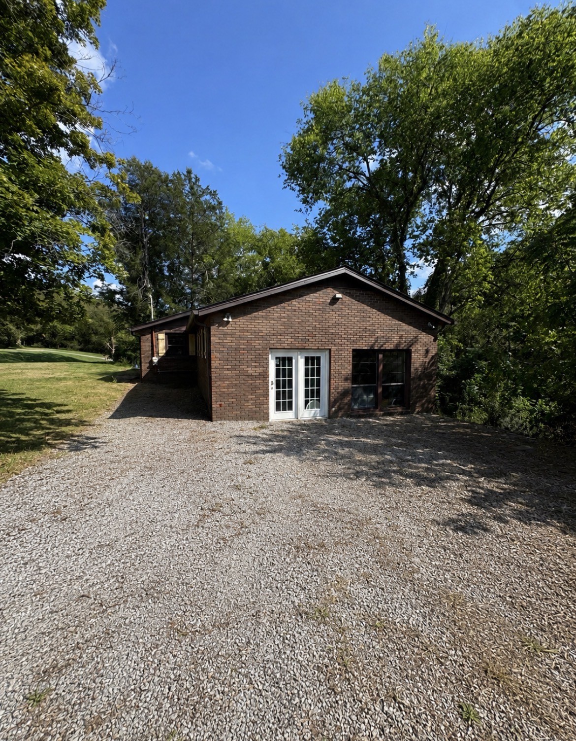 531 Oakley Hollow Rd Property Photo 2