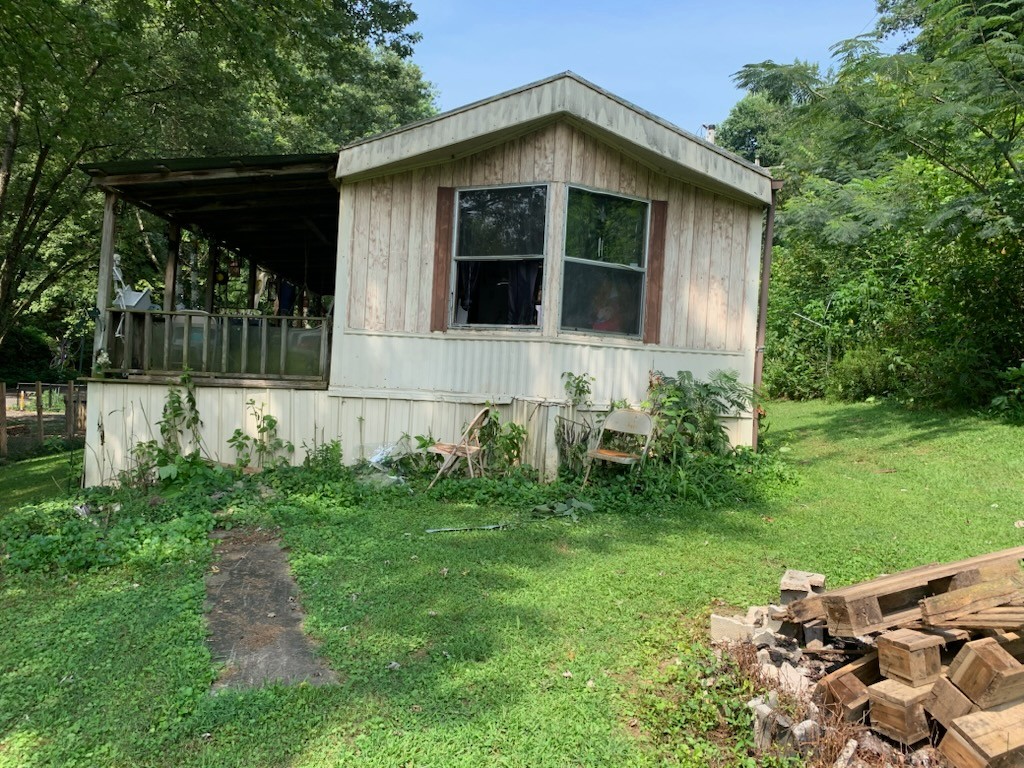 80 Free Hill Rd Property Photo 1